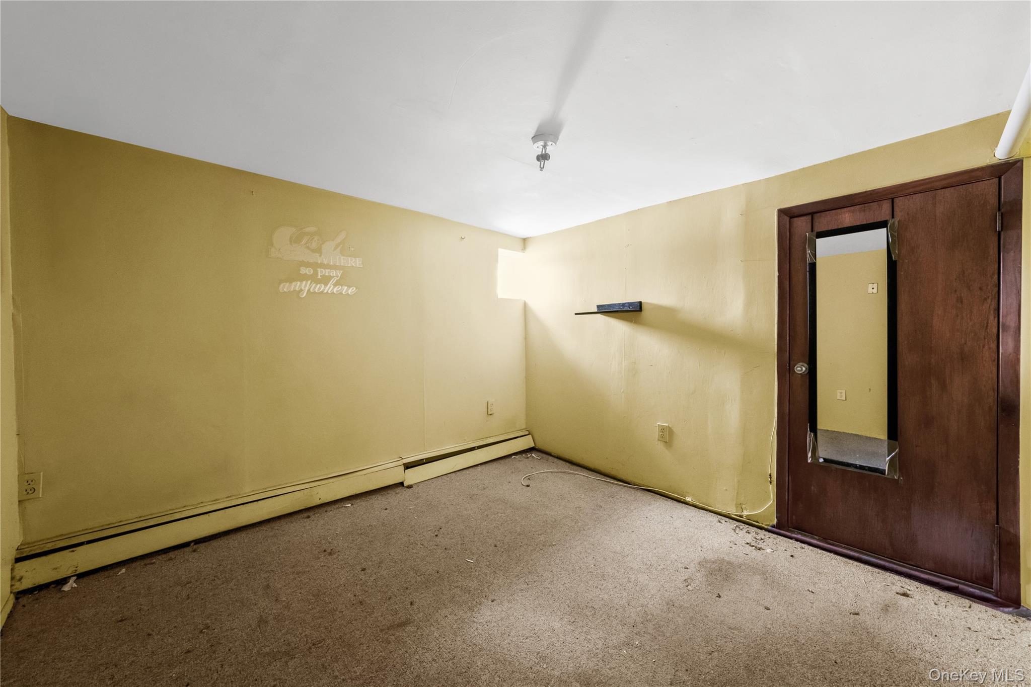 231-08 Mentone Avenue Property Photo 24