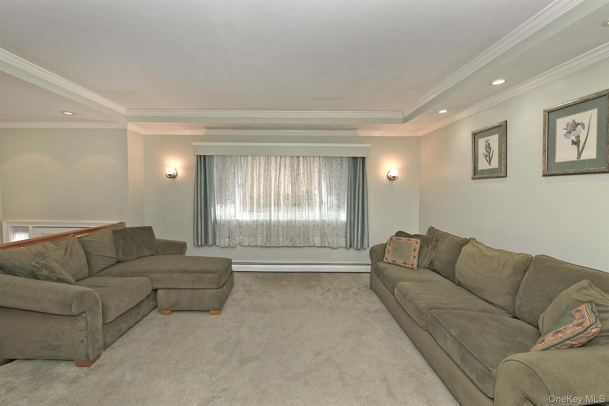245 N Fulton Avenue Property Photo 4
