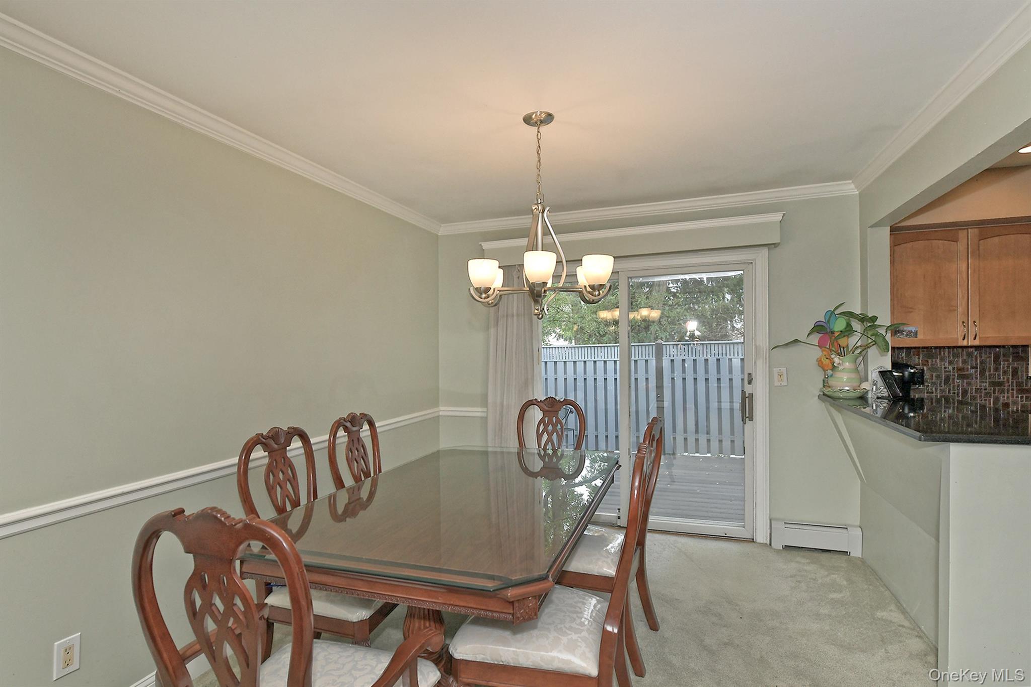 245 N Fulton Avenue Property Photo 6