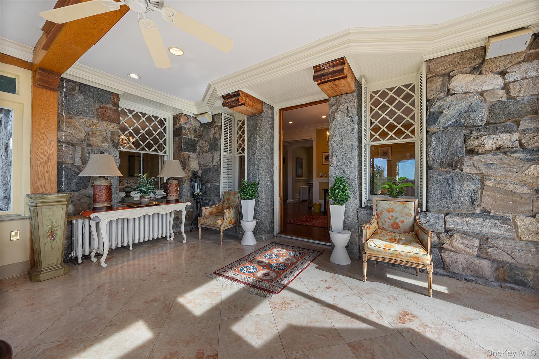 44 Tower Hill Loop Property Photo 12
