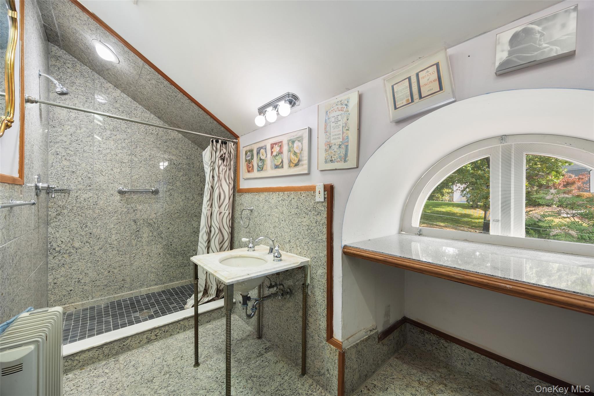 44 Tower Hill Loop Property Photo 42