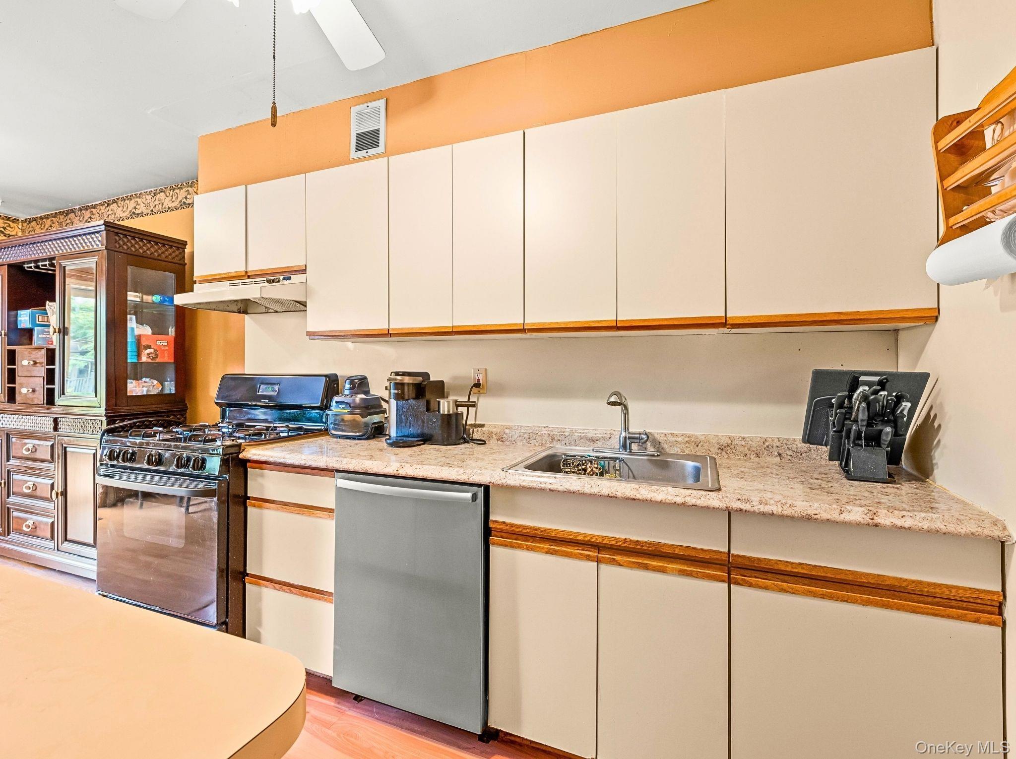 38 Autumn Avenue Property Photo 13