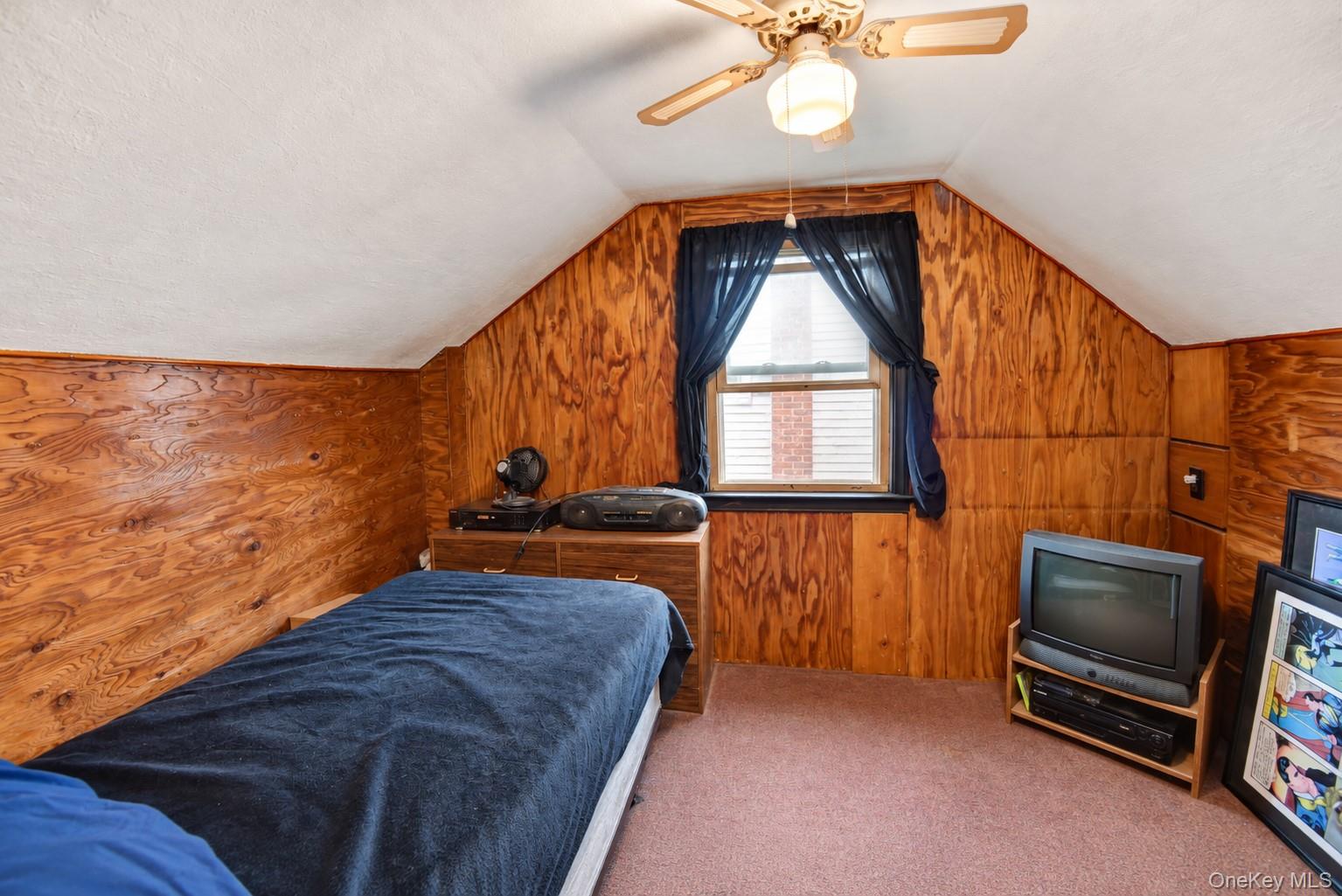 150 Franklin Street Property Photo 13