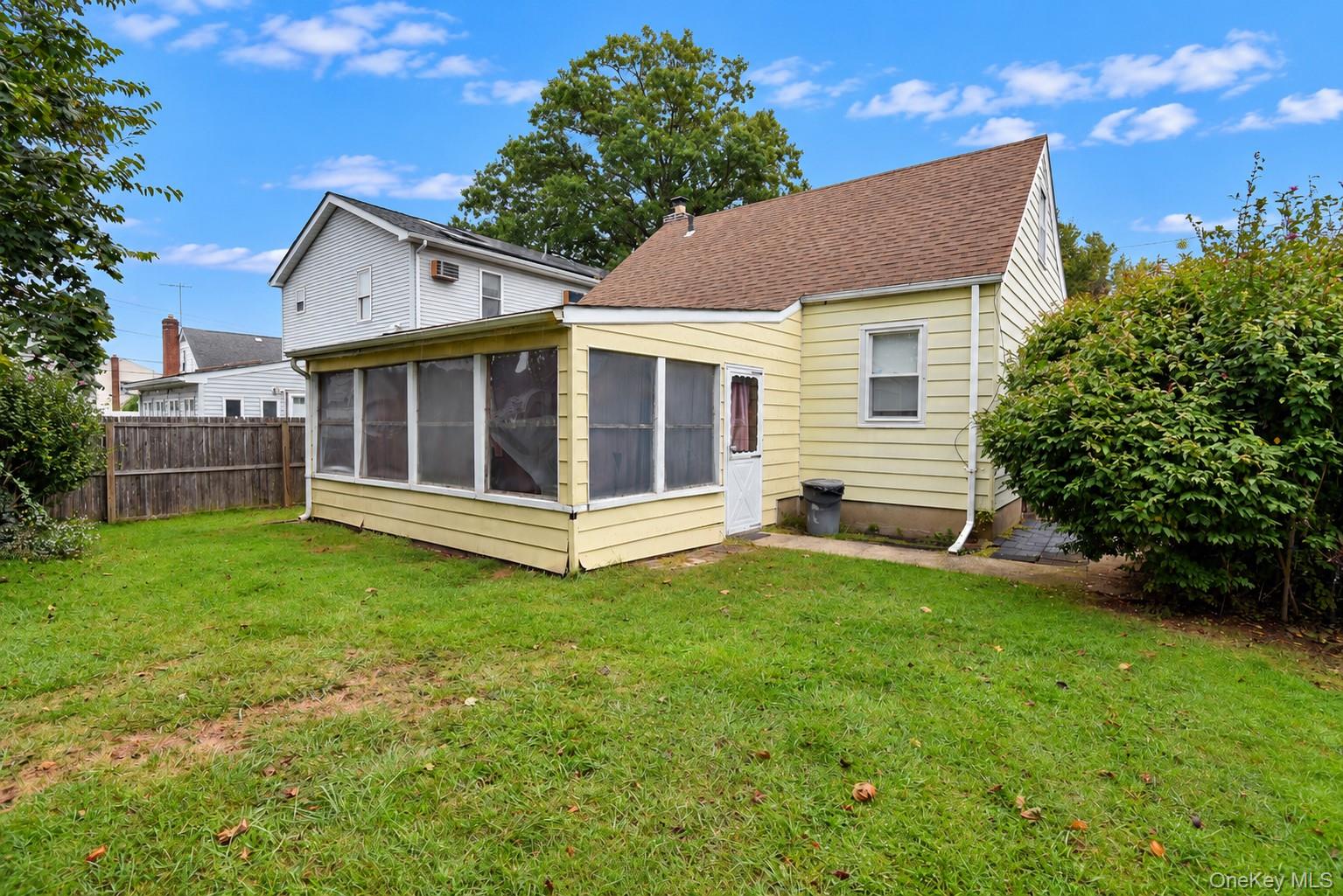 150 Franklin Street Property Photo 16