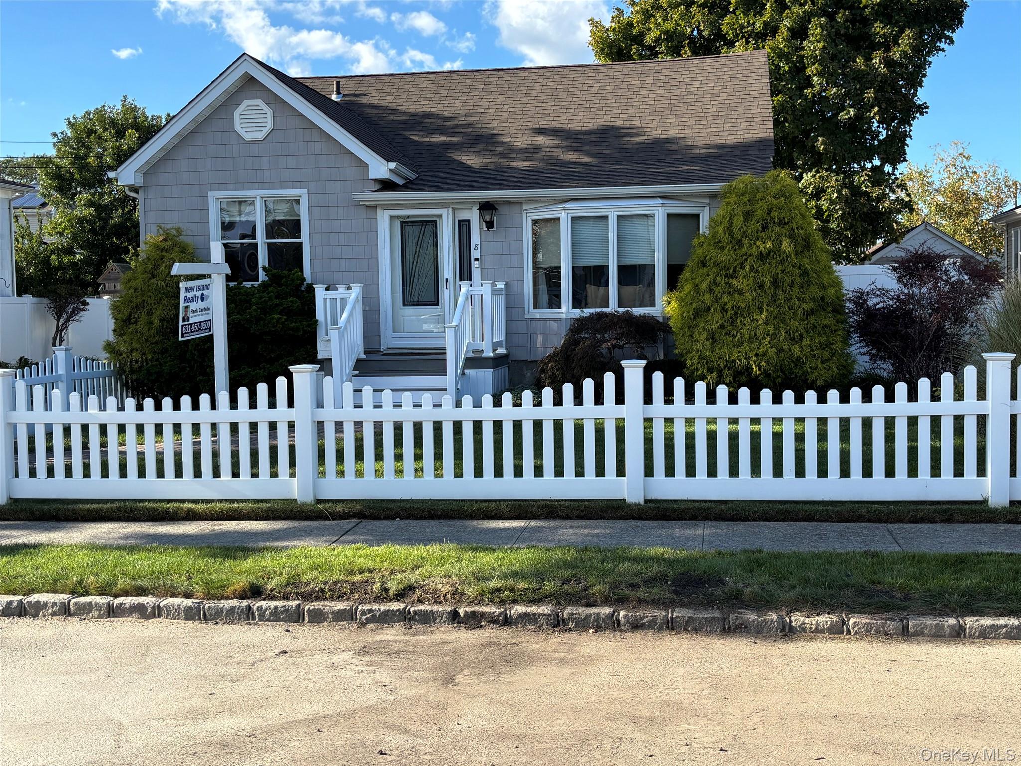 8 Walnut Place Property Photo 1