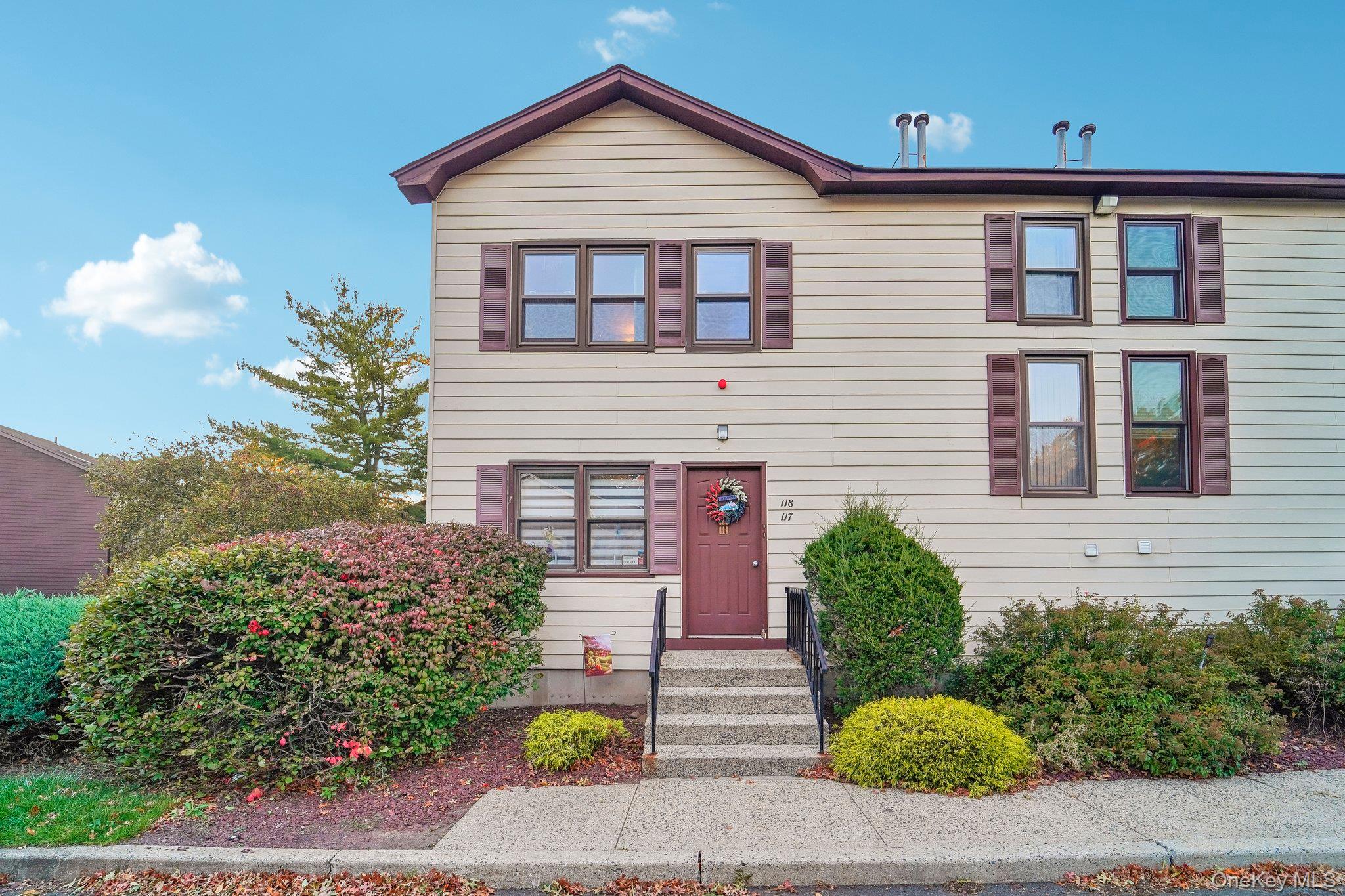 135 W Nyack Road 118 Property Photo 1