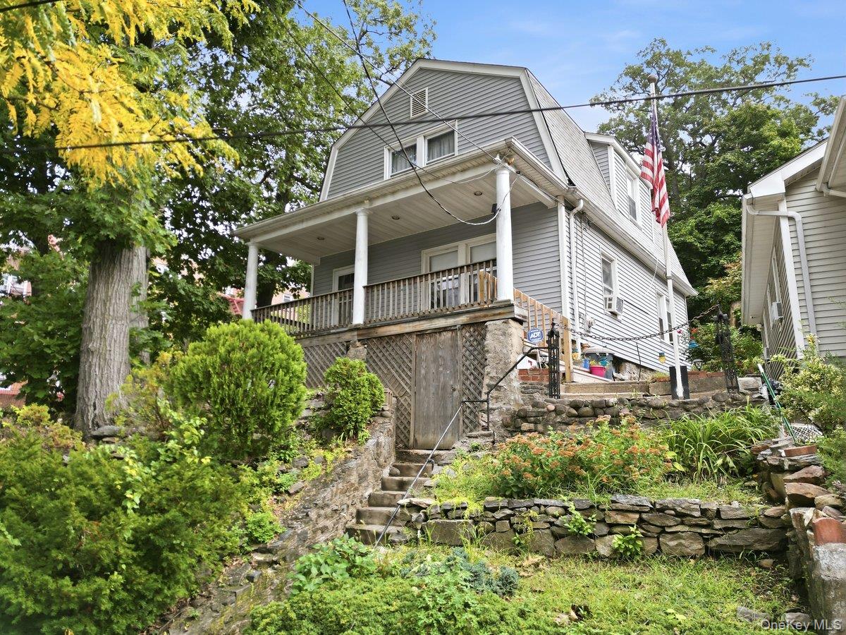 258 Mclean Avenue Property Photo 2