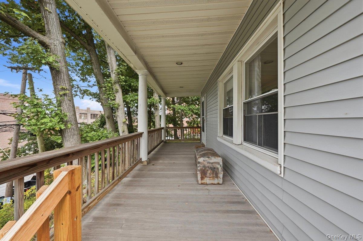 258 Mclean Avenue Property Photo 5