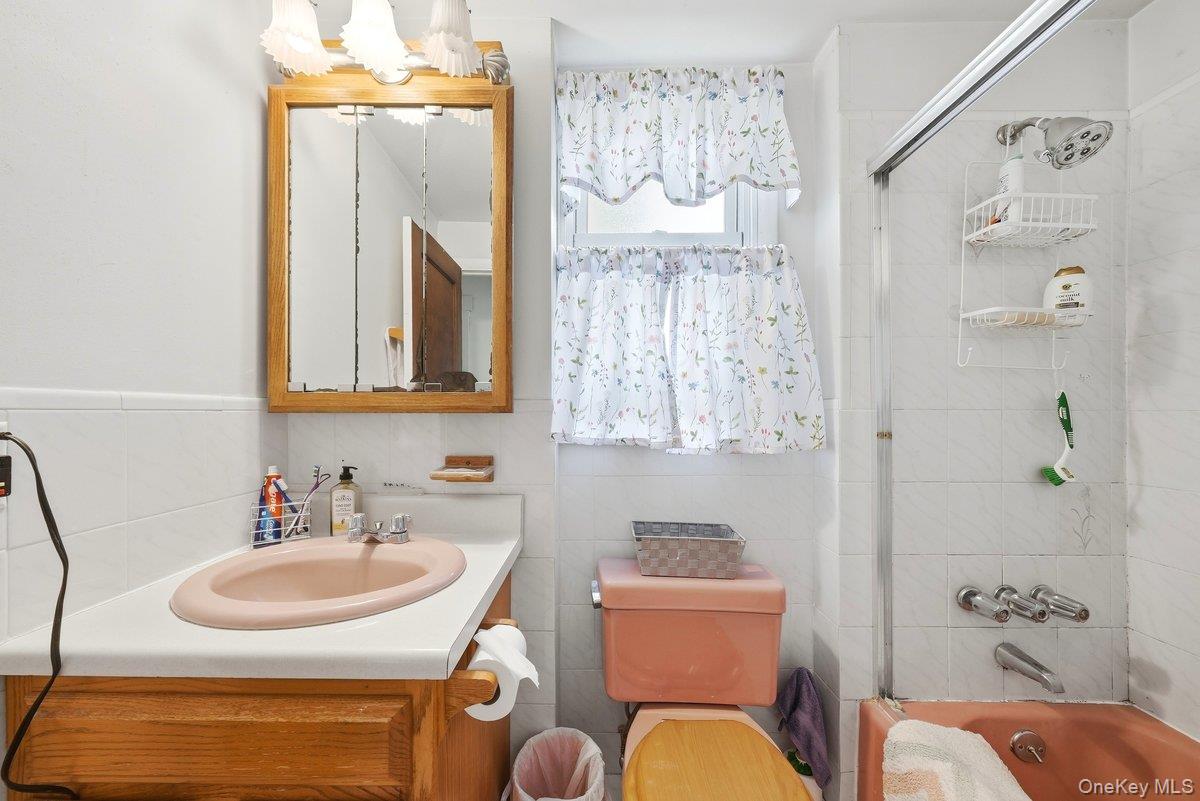 258 Mclean Avenue Property Photo 20