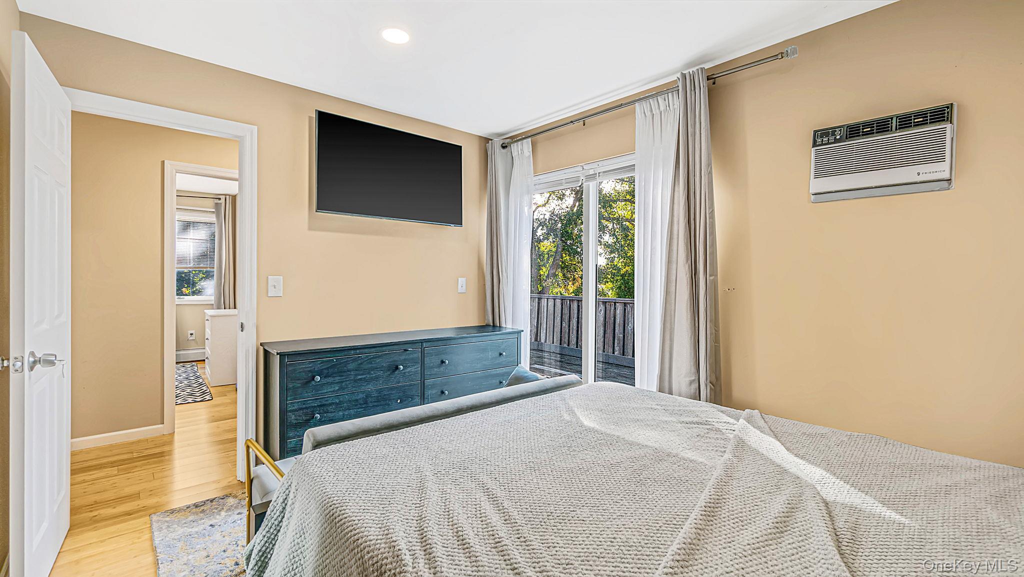 73 Lynbrook Drive Property Photo 17