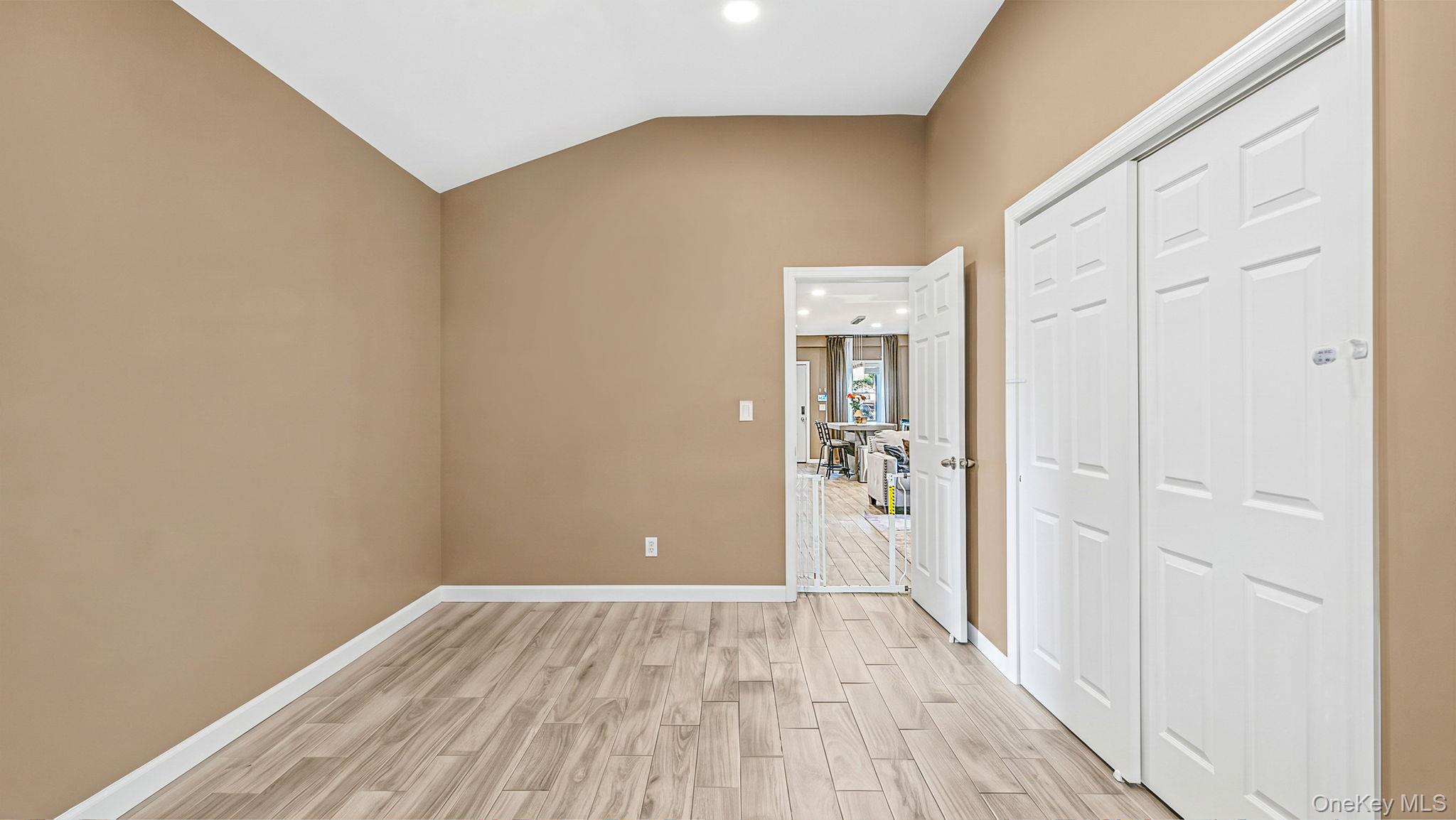 73 Lynbrook Drive Property Photo 27