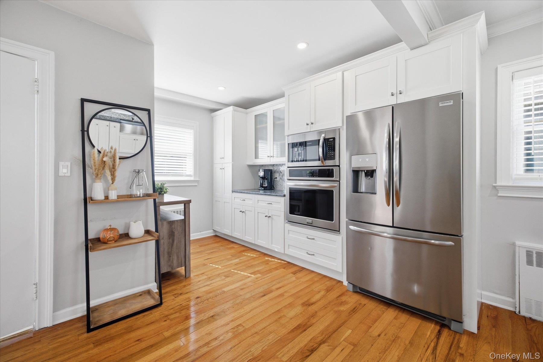 601 Lakeview Avenue Property Photo 3