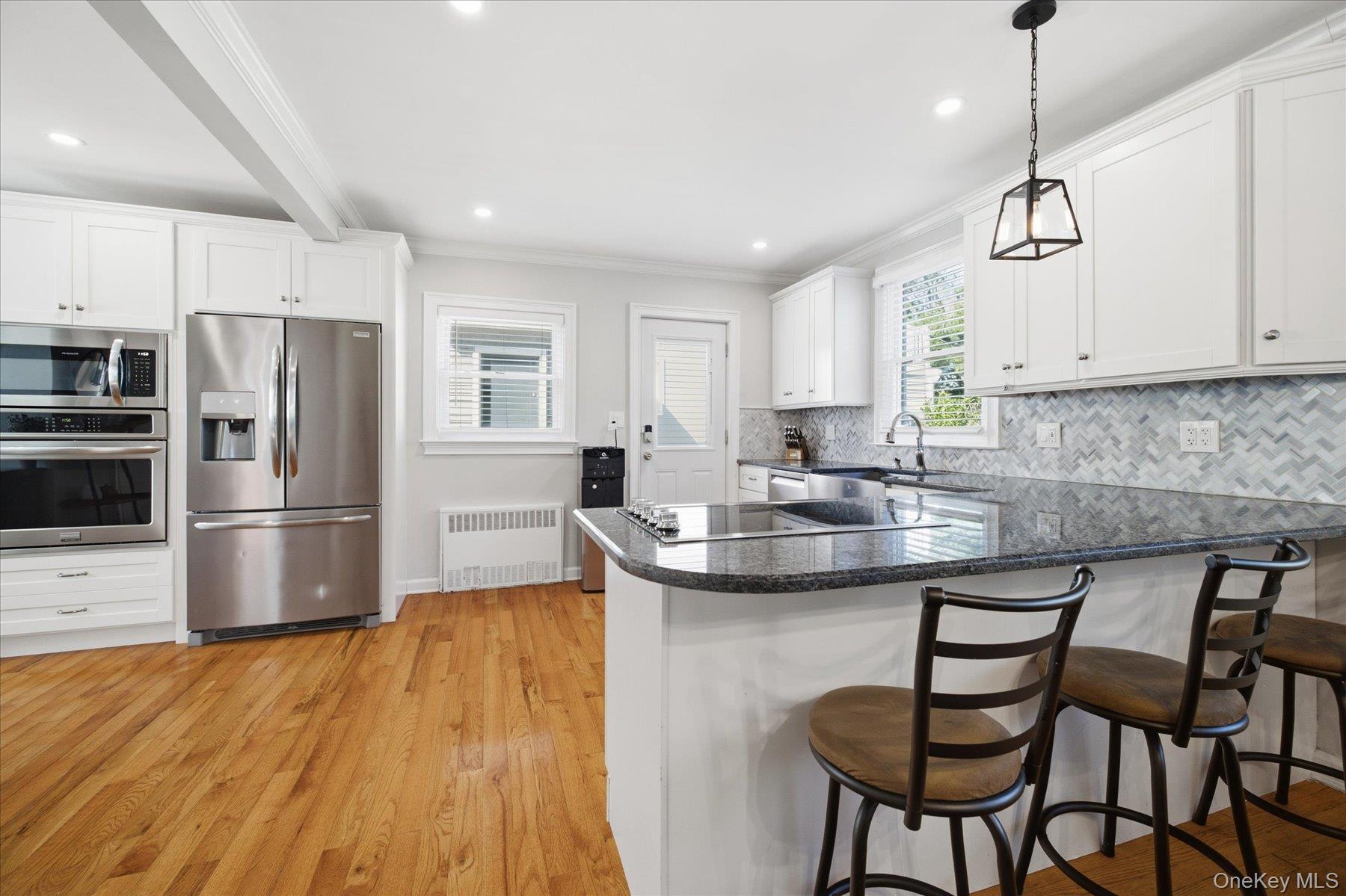 601 Lakeview Avenue Property Photo 4