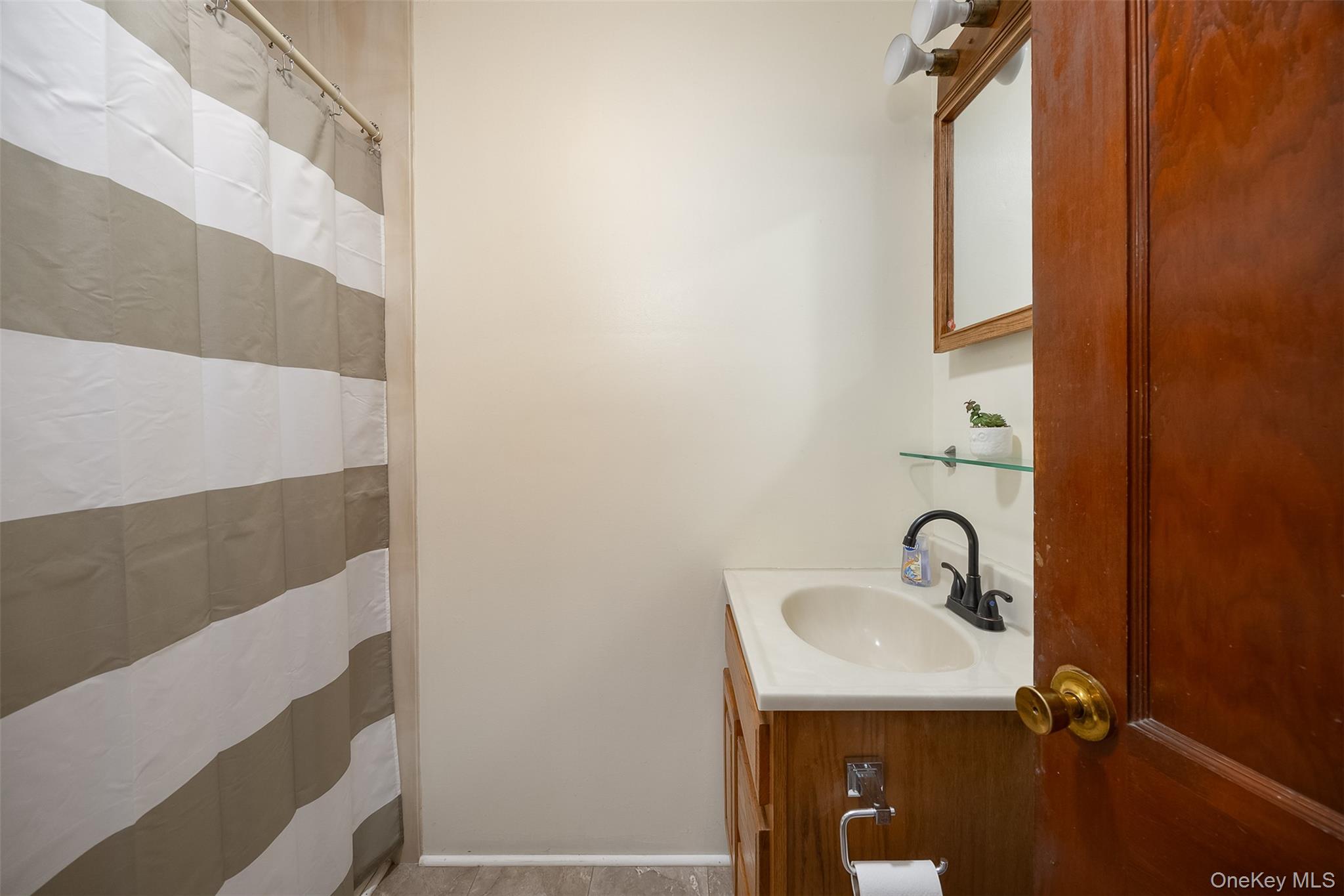 11 Bloomer Road Property Photo 13