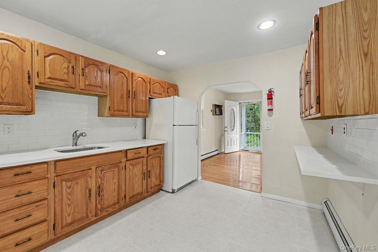 10 Palisades Road Property Photo 12