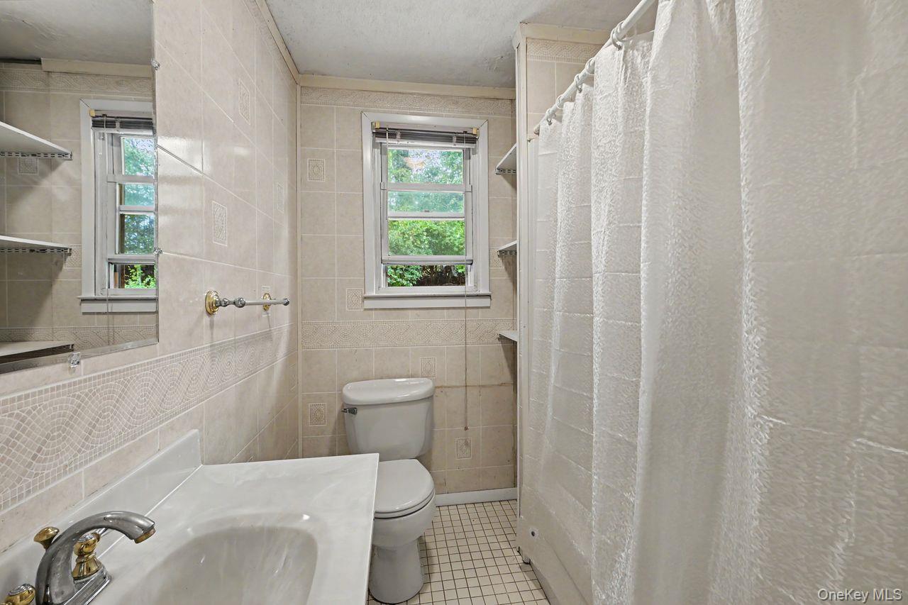 10 Palisades Road Property Photo 18