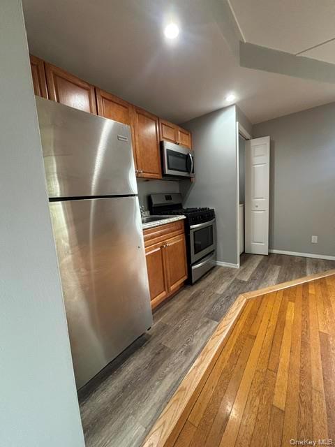 25 Knollwood Avenue Apt 5 Property Photo 6