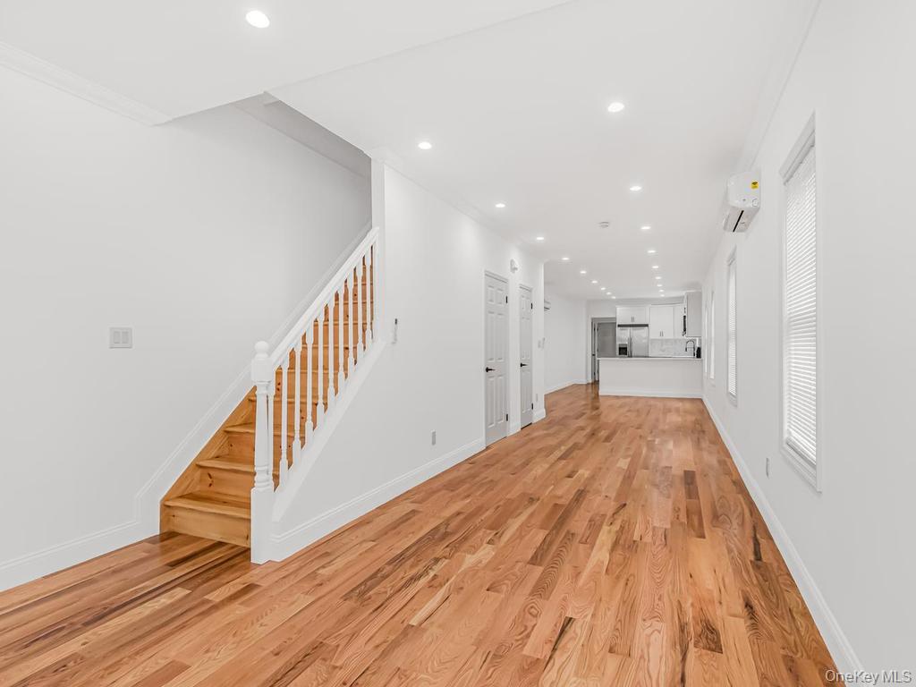 560 Linden Boulevard Property Photo 2