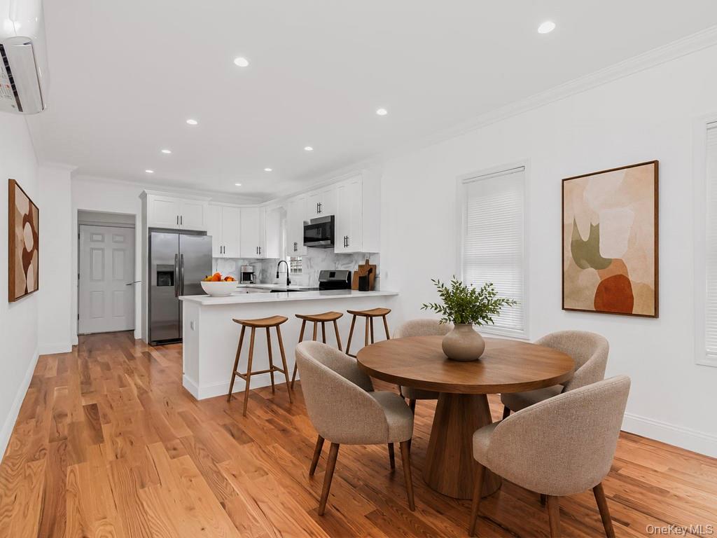 560 Linden Boulevard Property Photo 3