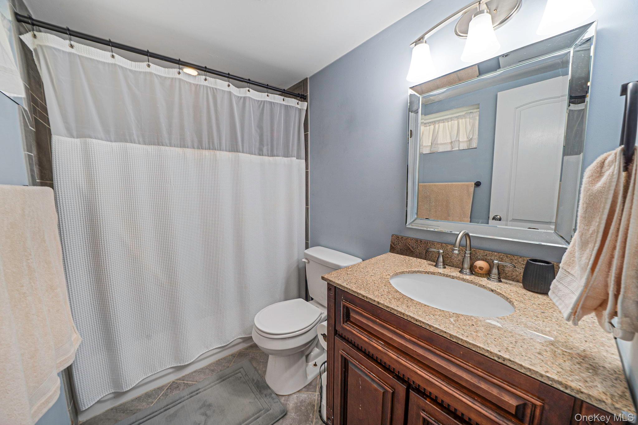 296 Moriches Road Property Photo 25