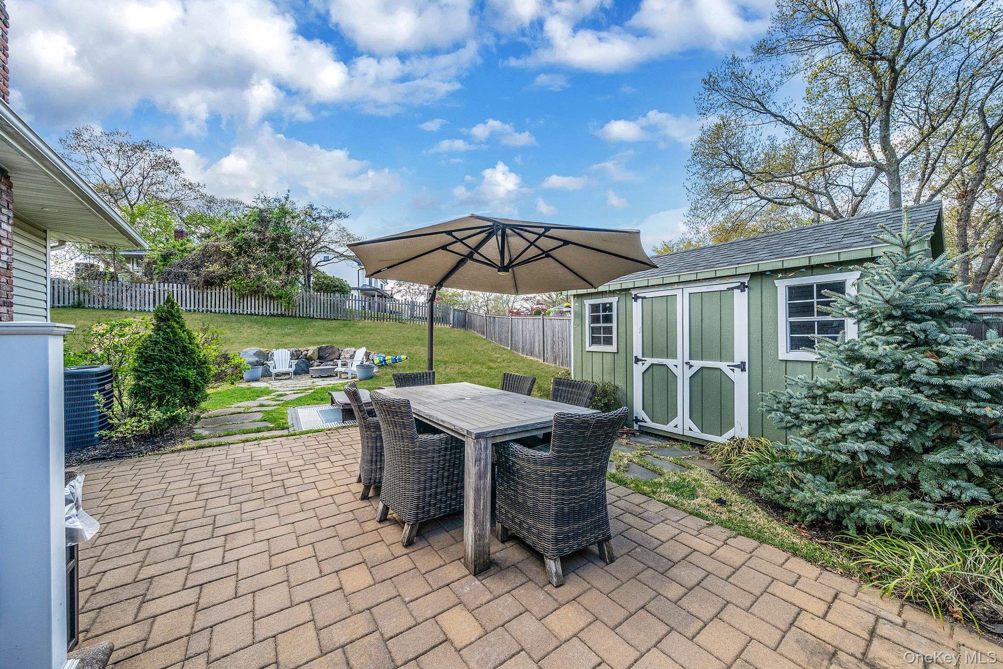 296 Moriches Road Property Photo 37
