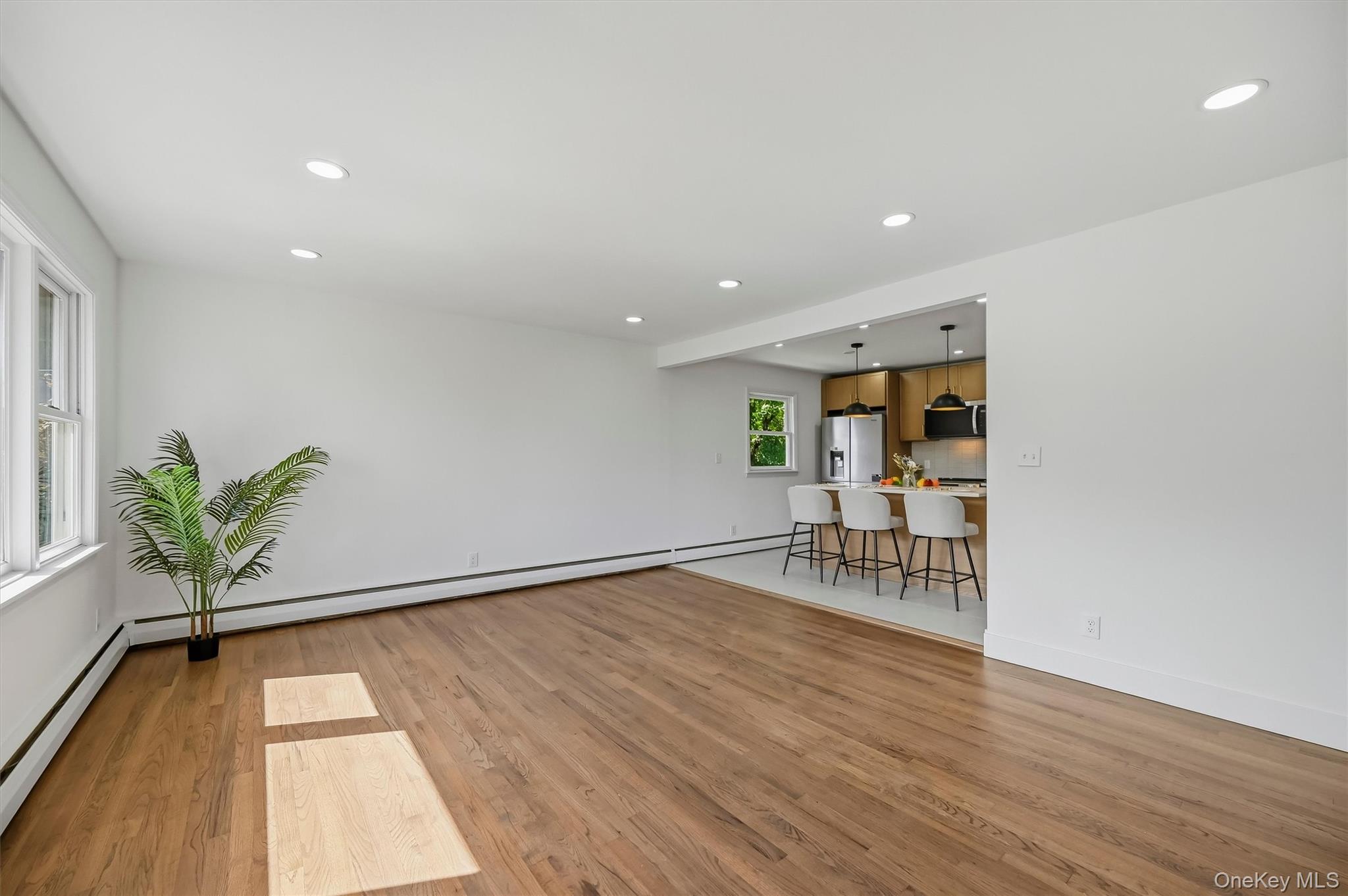 6 Lannis Avenue Property Photo 3