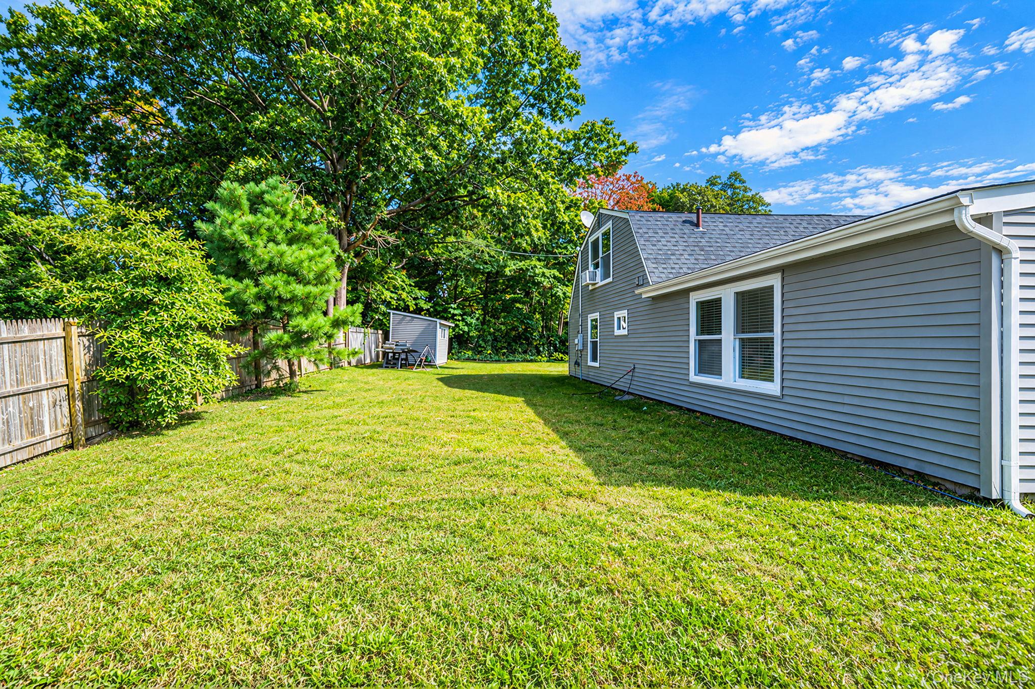 27 Lehigh Lane Property Photo 30