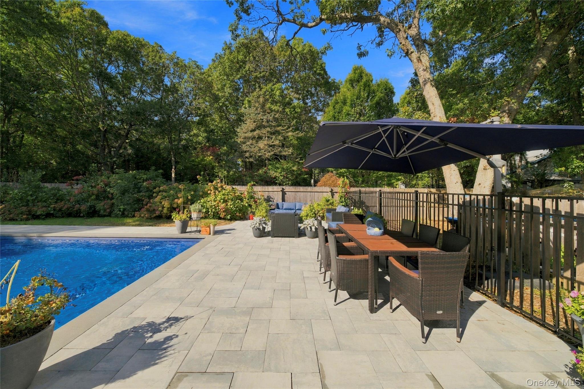 7 Bridle Path Property Photo 16