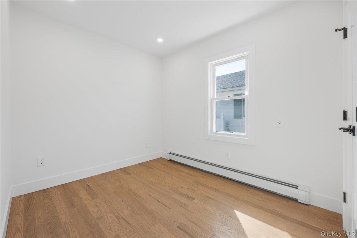 609 Hempstead Gardens Drive Property Photo 15