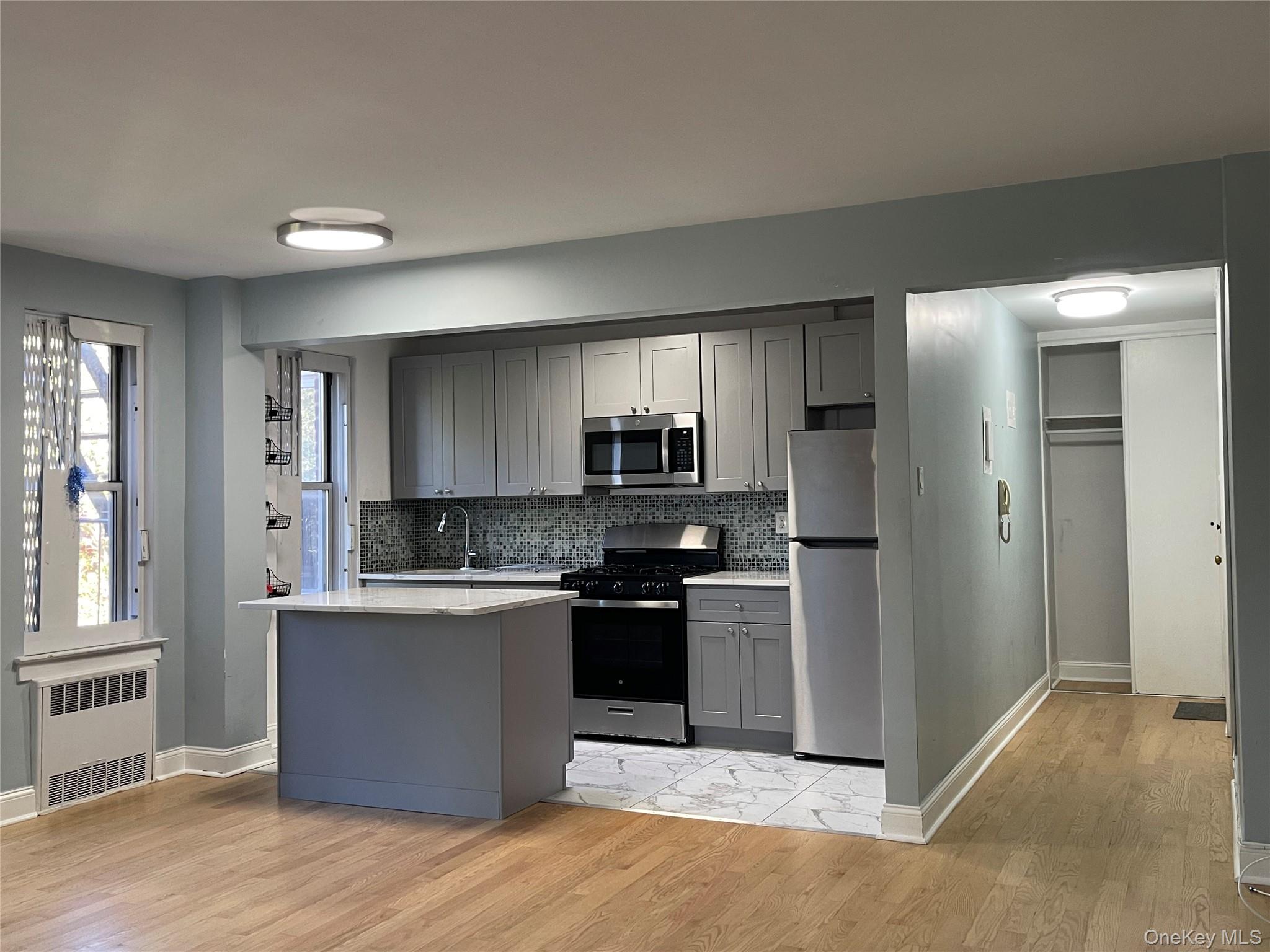 65-35 Yellowstone Boulevard 5E Property Photo 1
