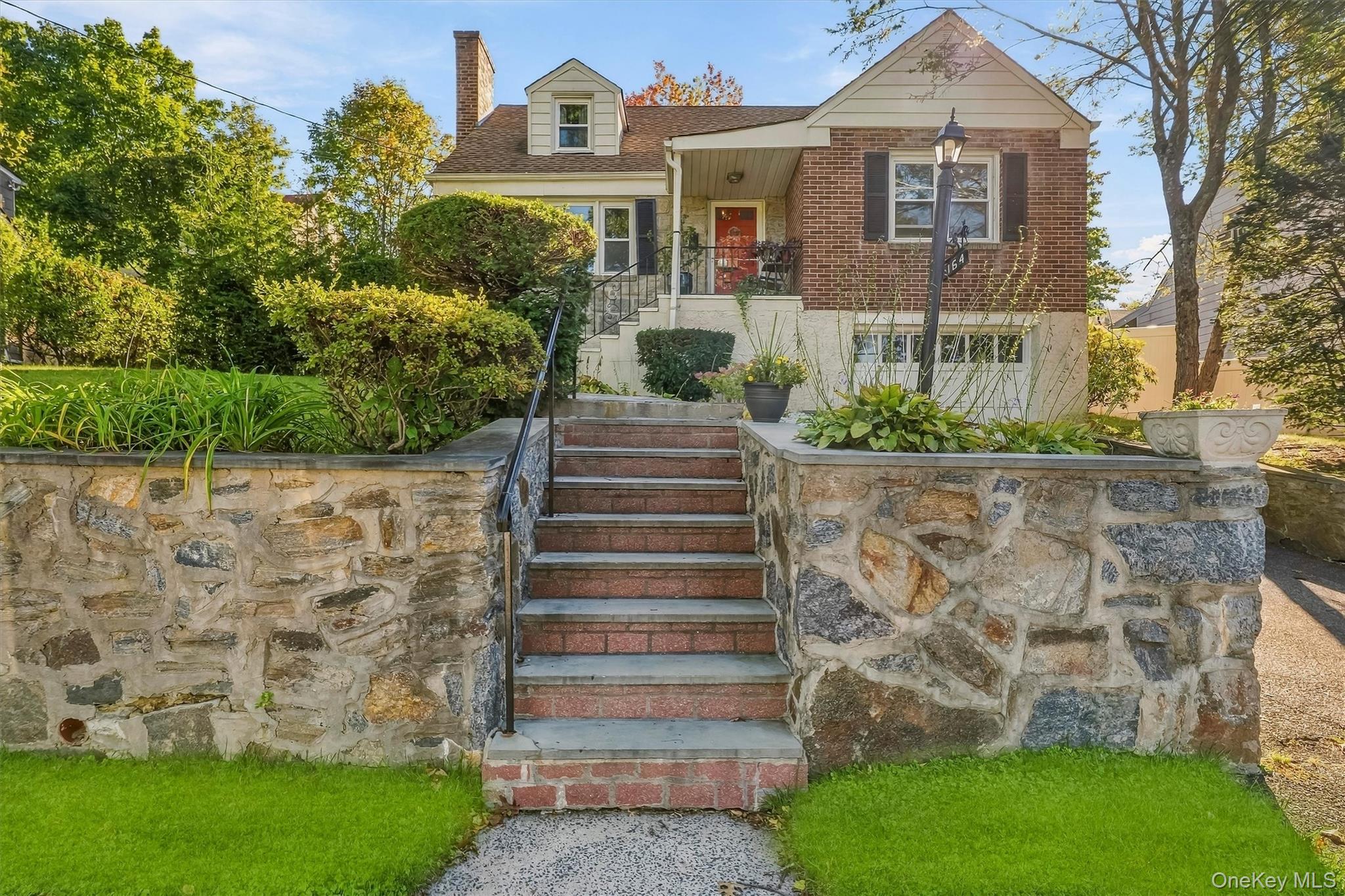 162 Aka 164 Rosedale Road Property Photo 2