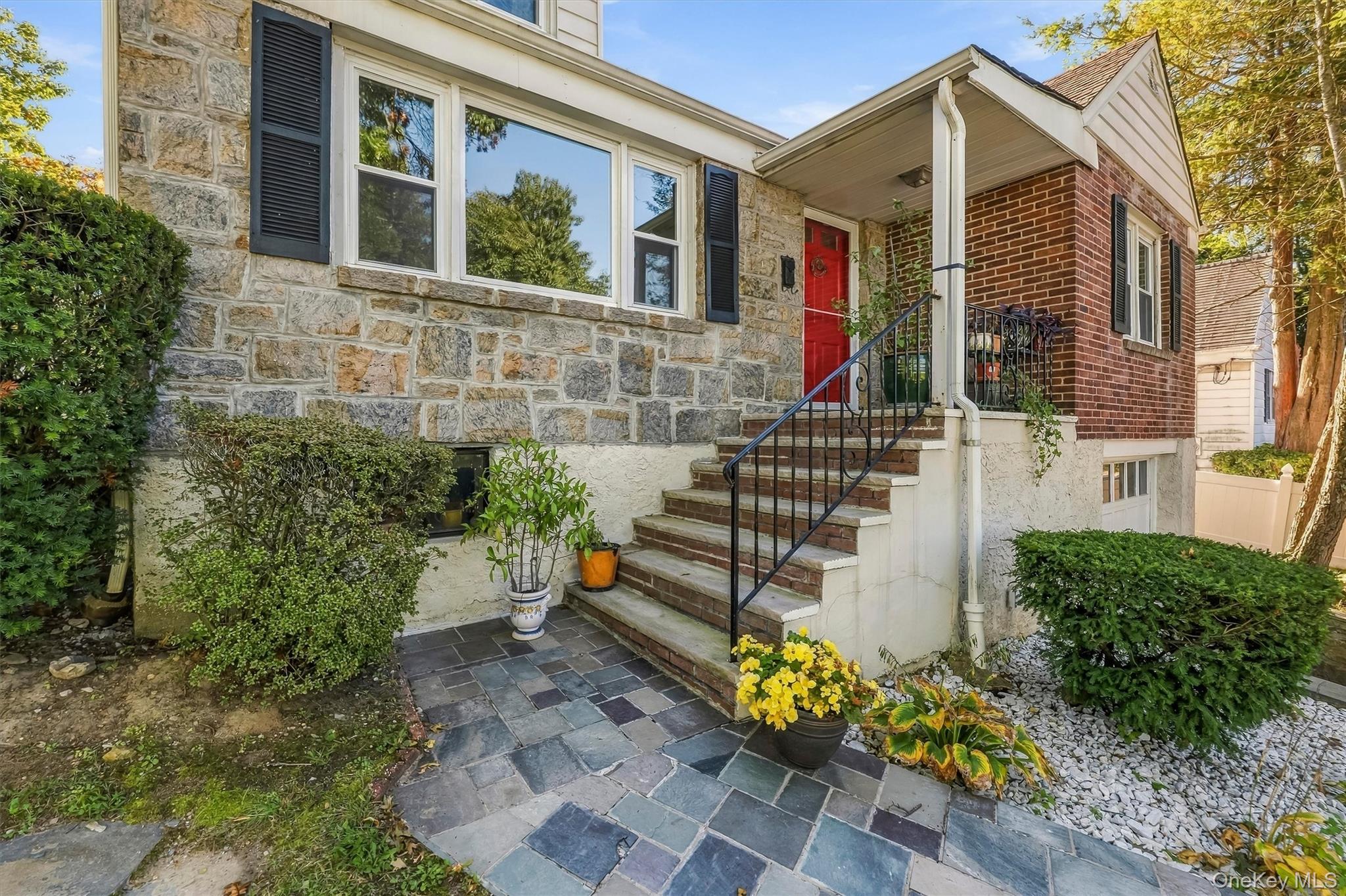 162 Aka 164 Rosedale Road Property Photo 4