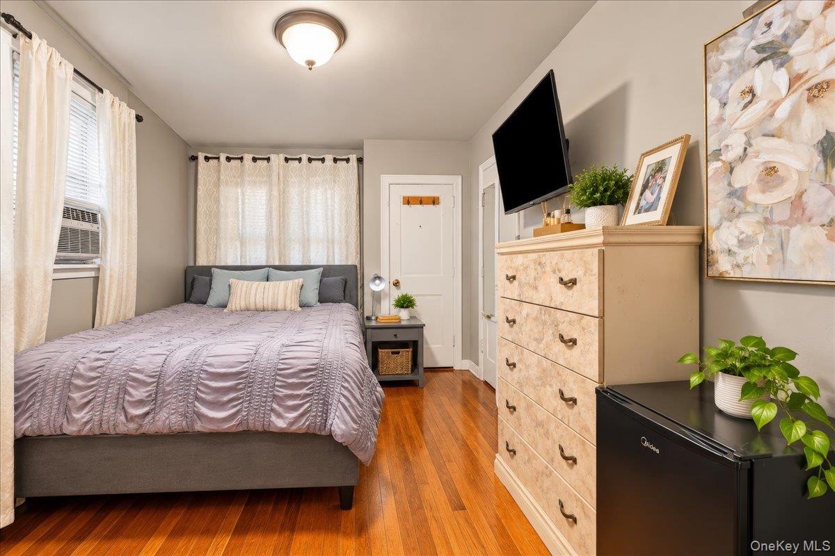 48 S 7th Avenue Property Photo 12