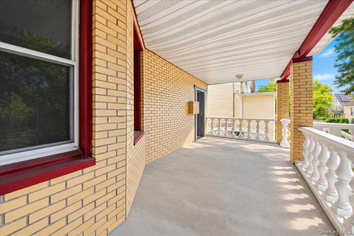 48 S 7th Avenue Property Photo 18