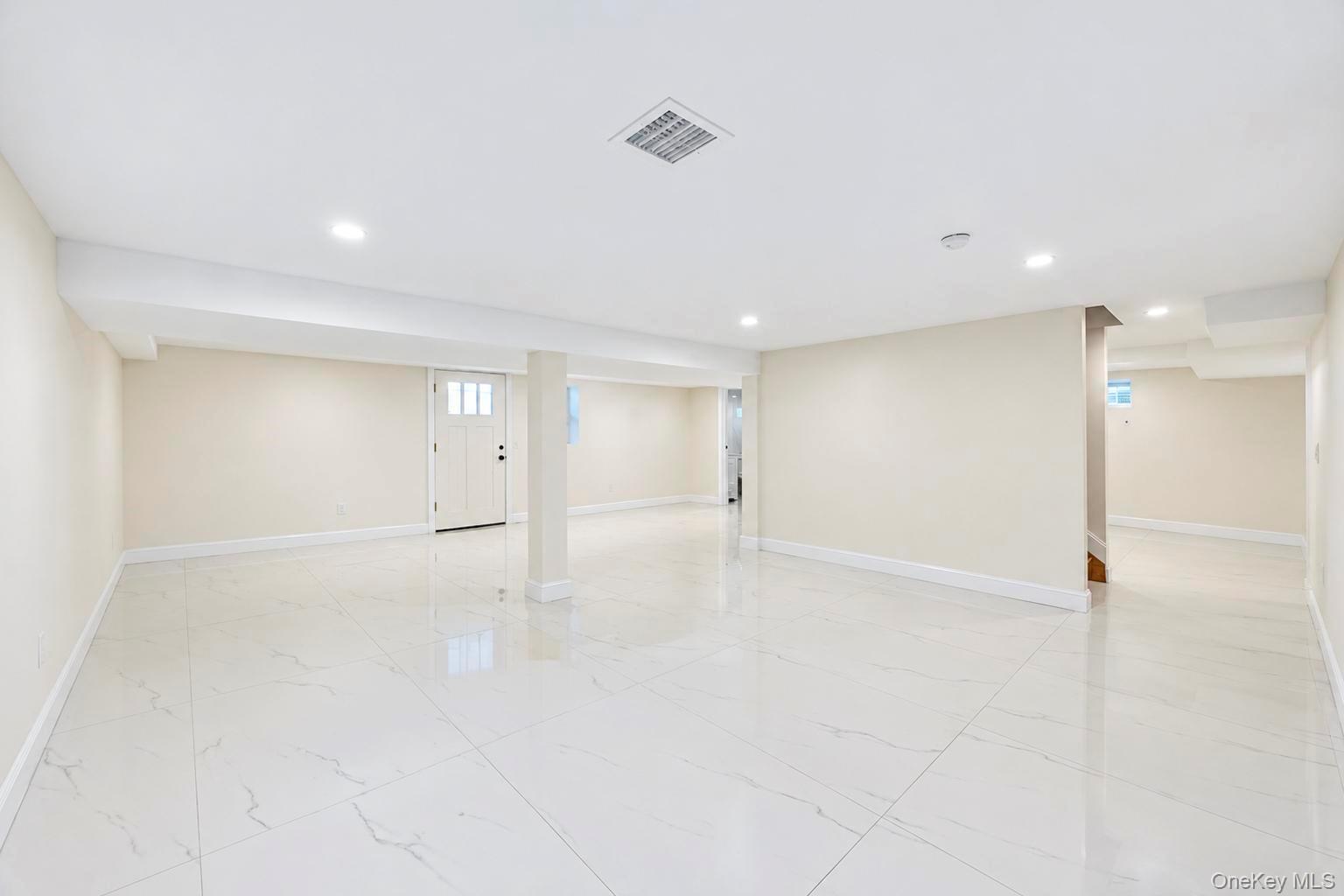 1 Magenta Street Property Photo 43