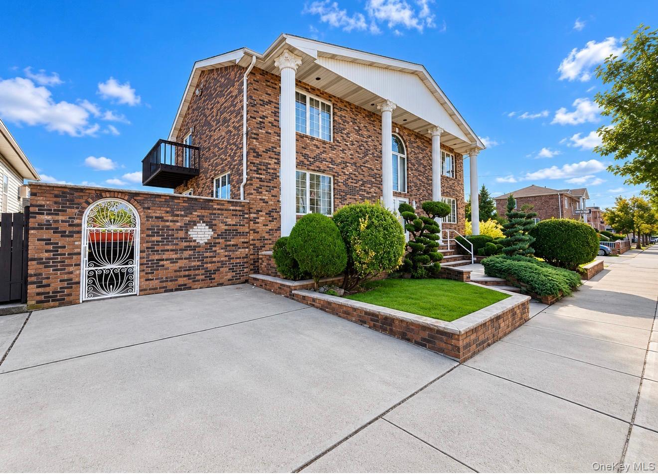 15851 102nd Street Property Photo 1