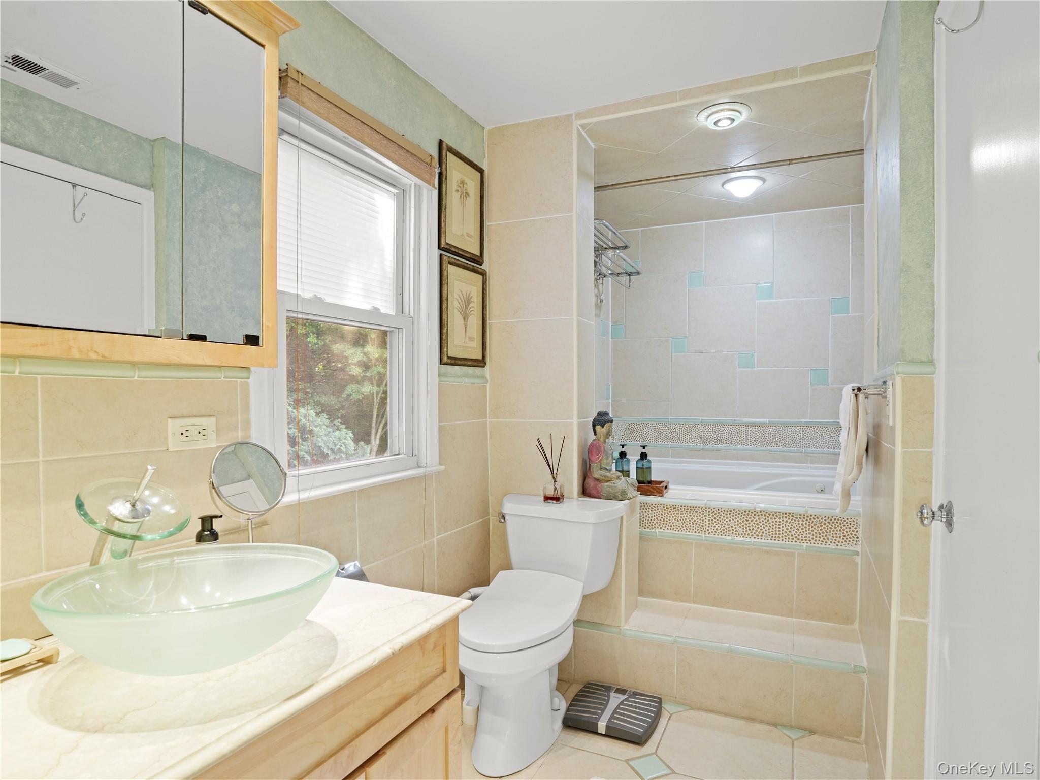 1035 Shore Acres Drive Property Photo 21