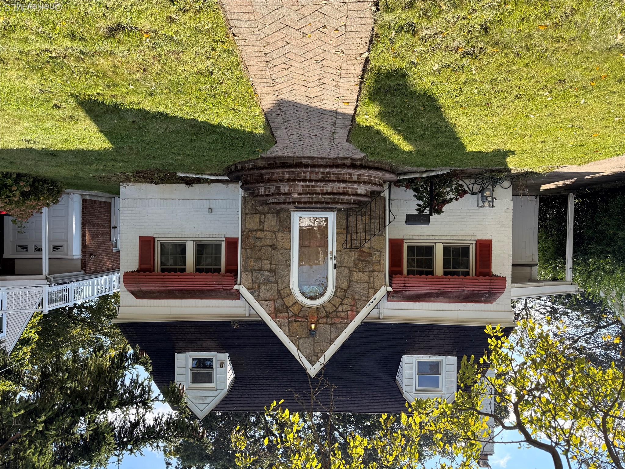 144 E Seaman Avenue Property Photo 1