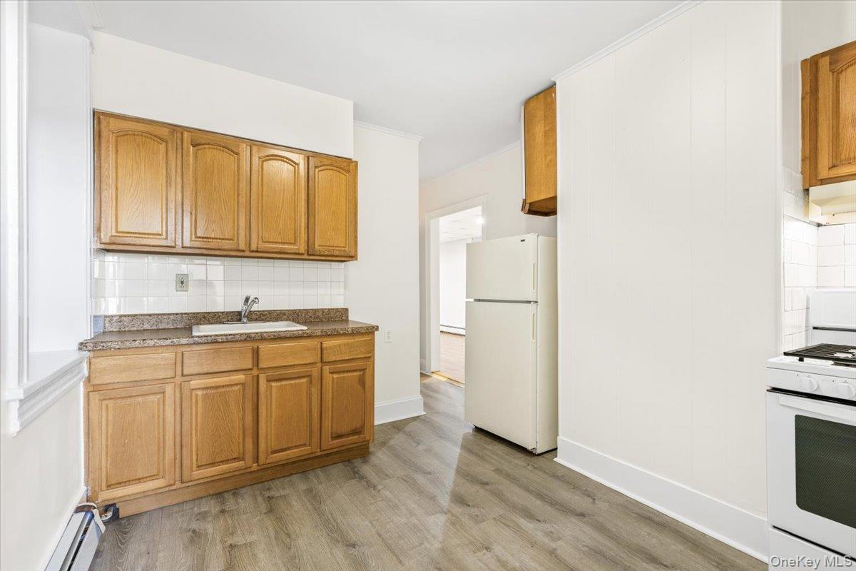 204 Voss Avenue Property Photo 4
