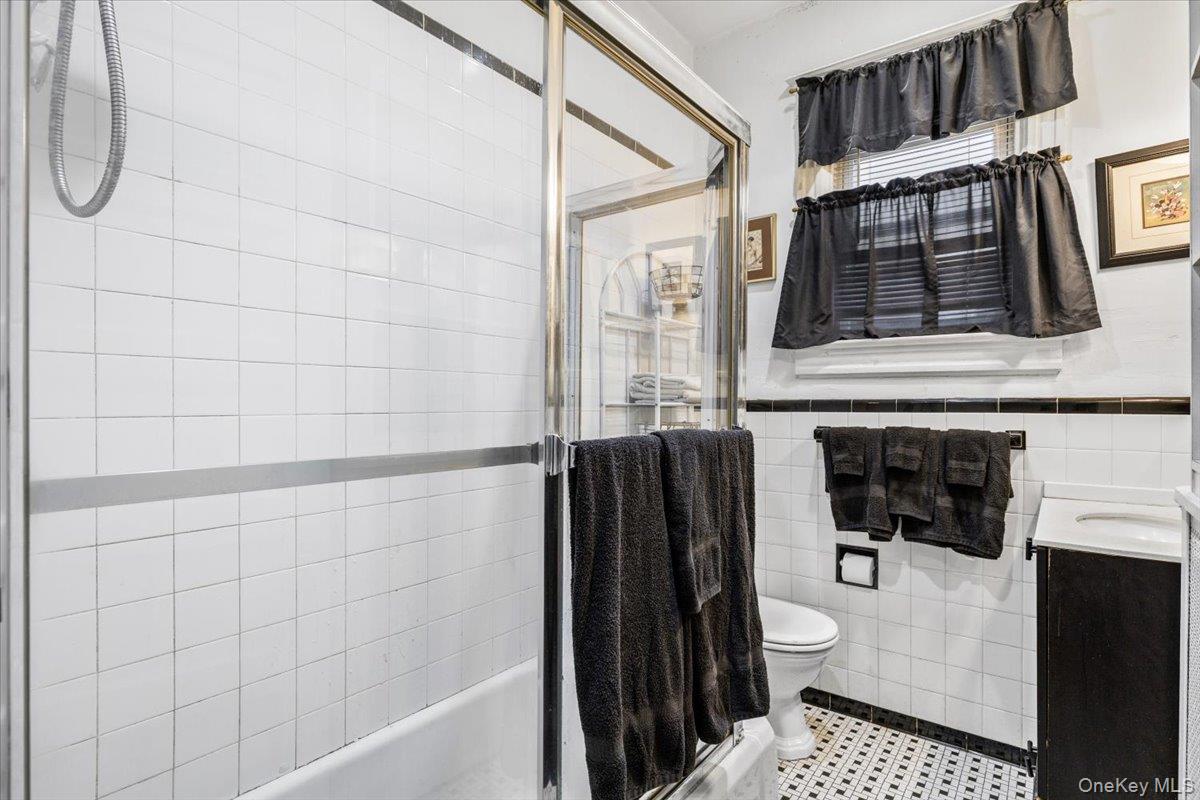 204 Voss Avenue Property Photo 26