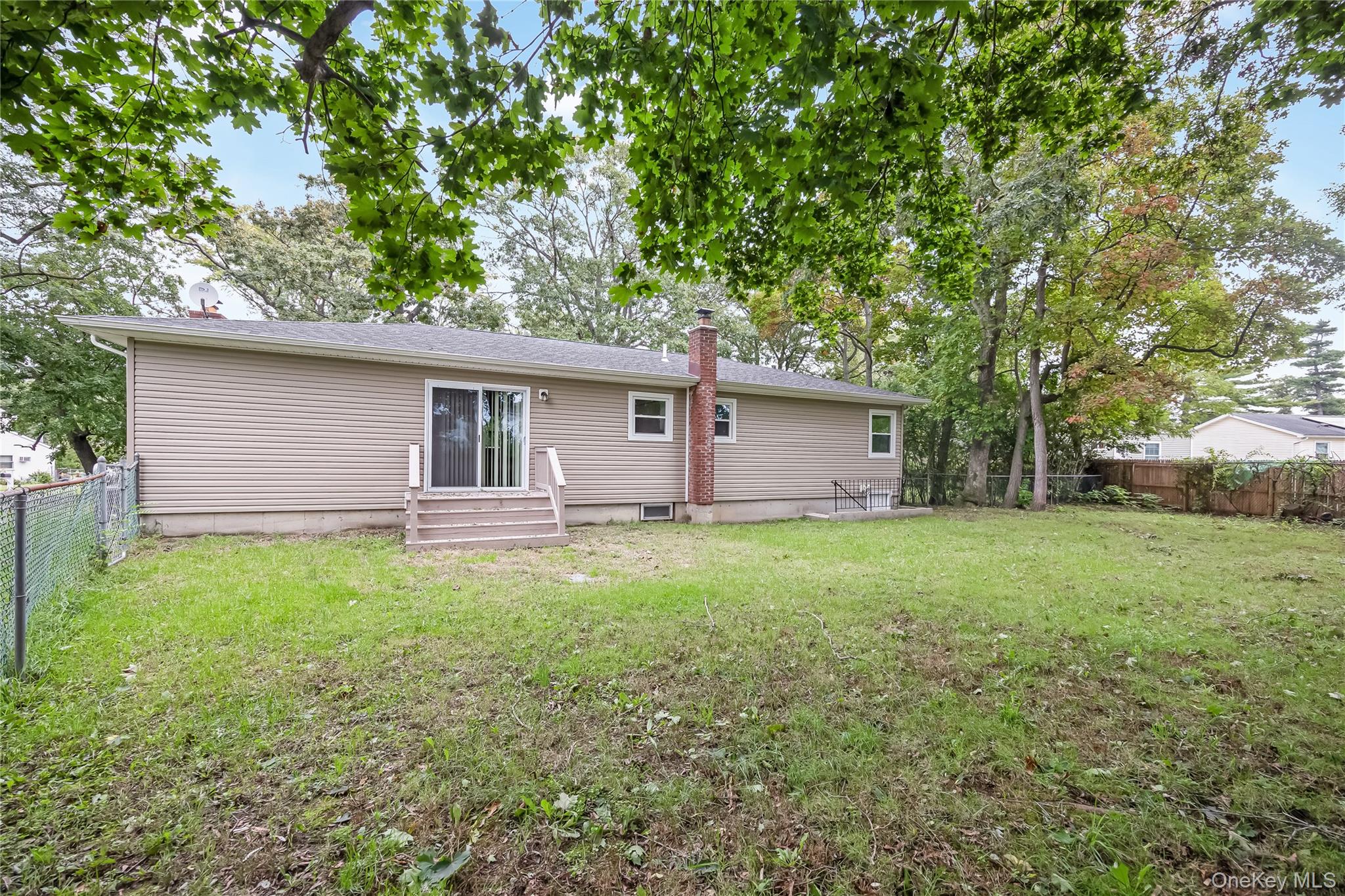 1182 E 3rd Avenue Property Photo 24