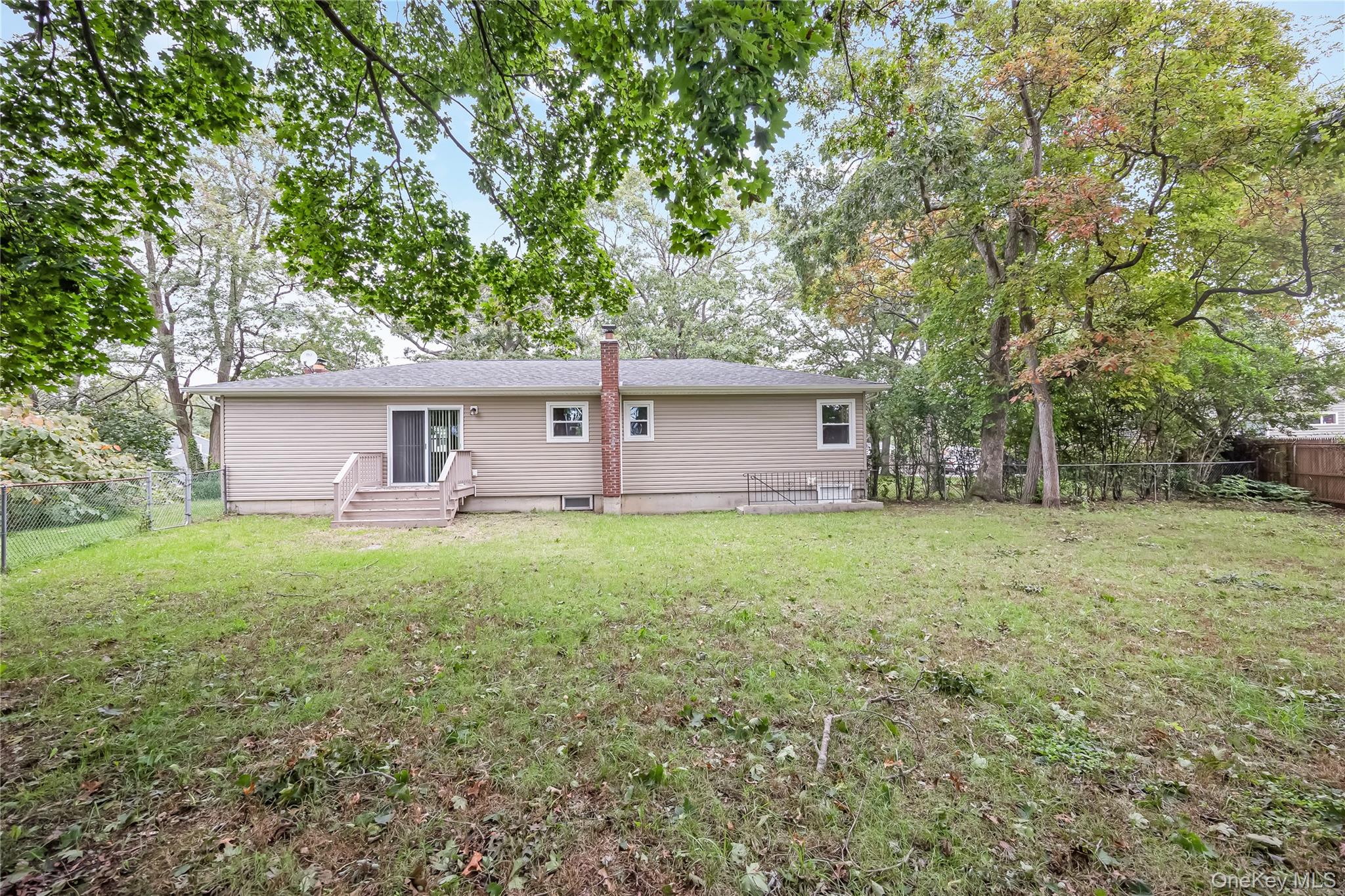 1182 E 3rd Avenue Property Photo 25
