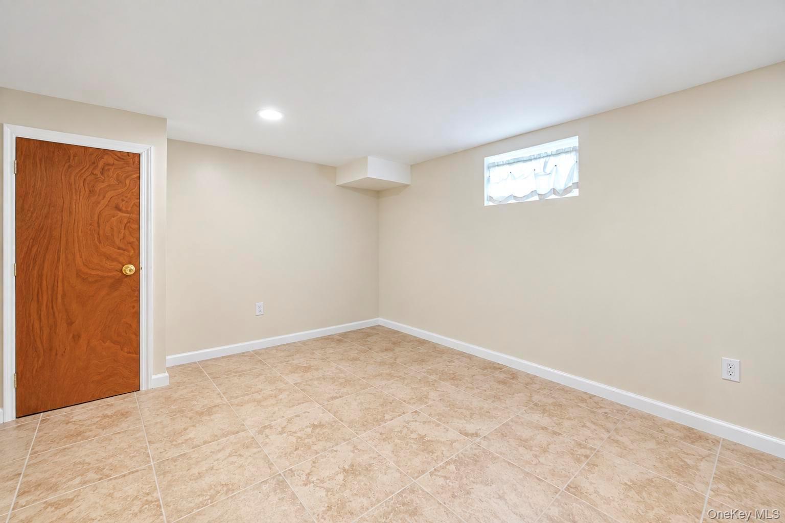 15 Harding Avenue Property Photo 25