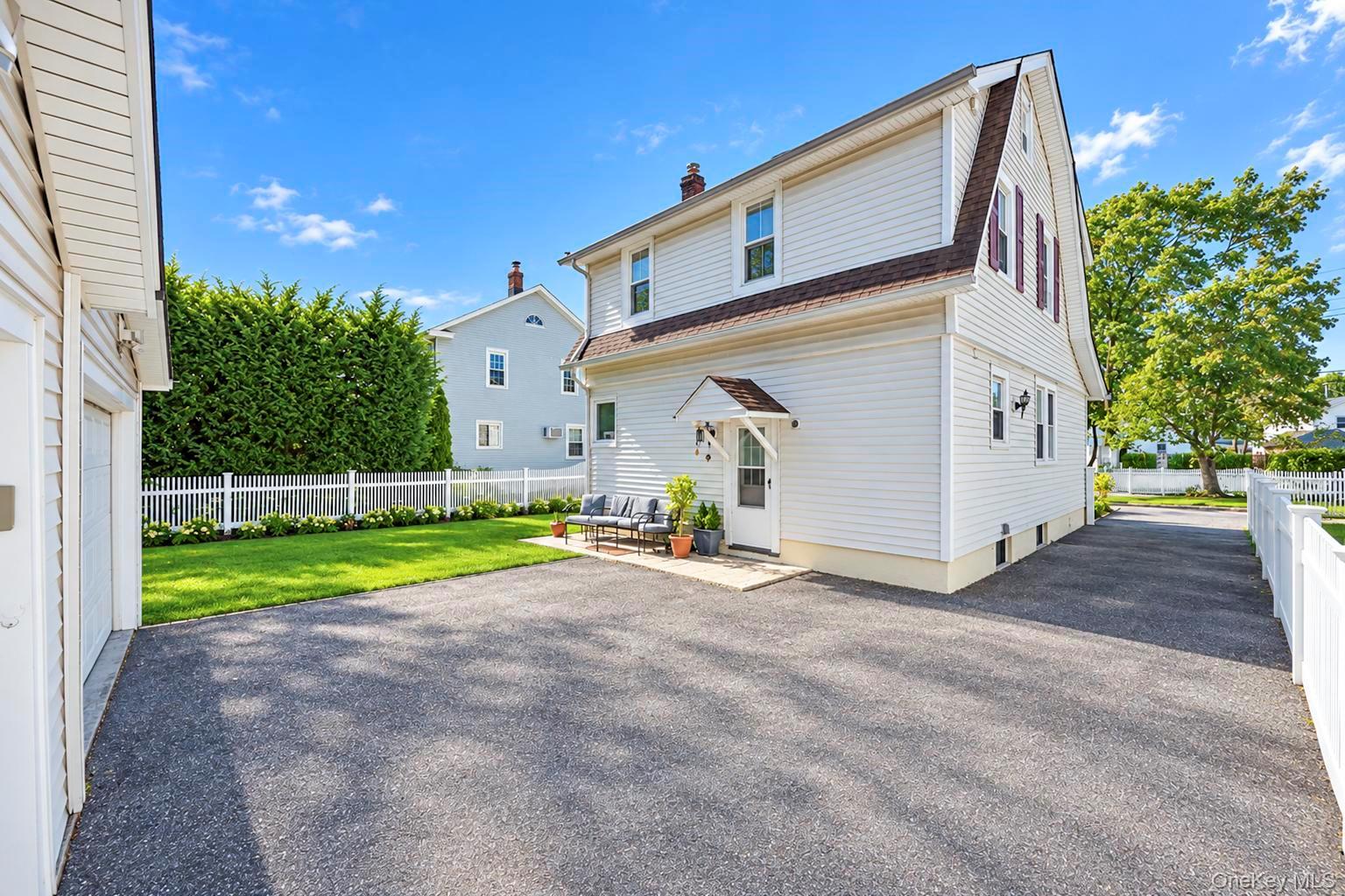 15 Harding Avenue Property Photo 26