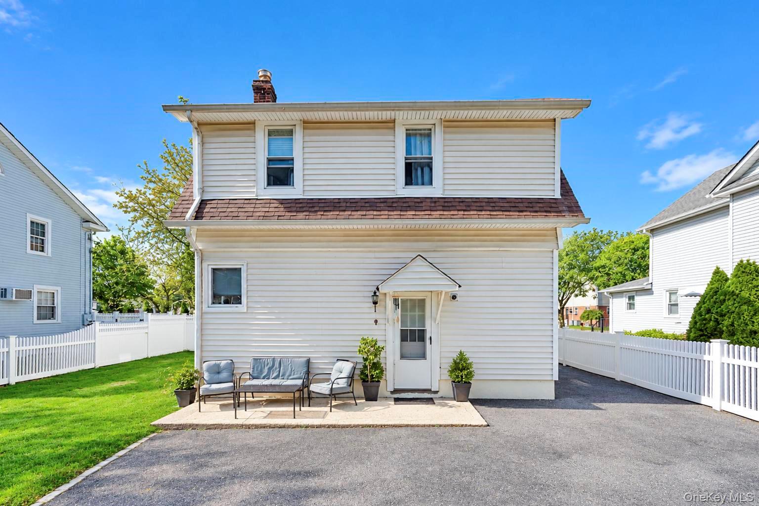15 Harding Avenue Property Photo 27