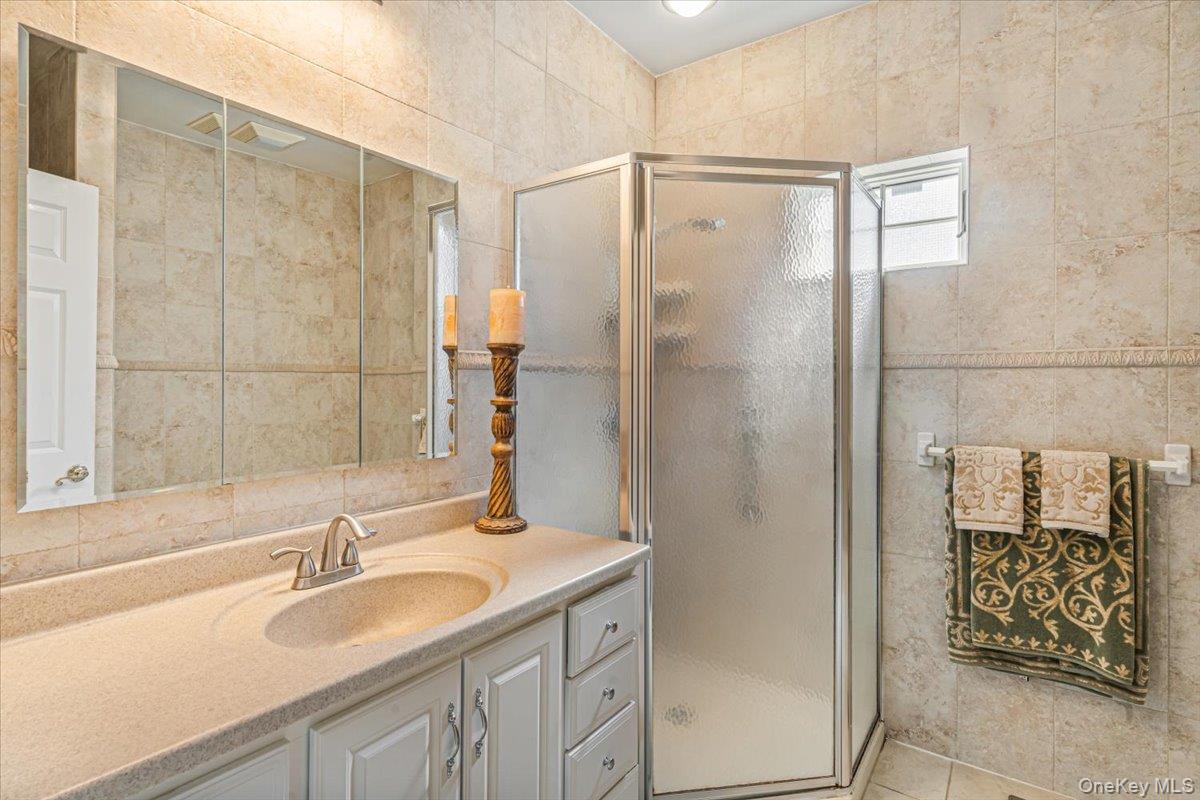 22 Clover Avenue Property Photo 8