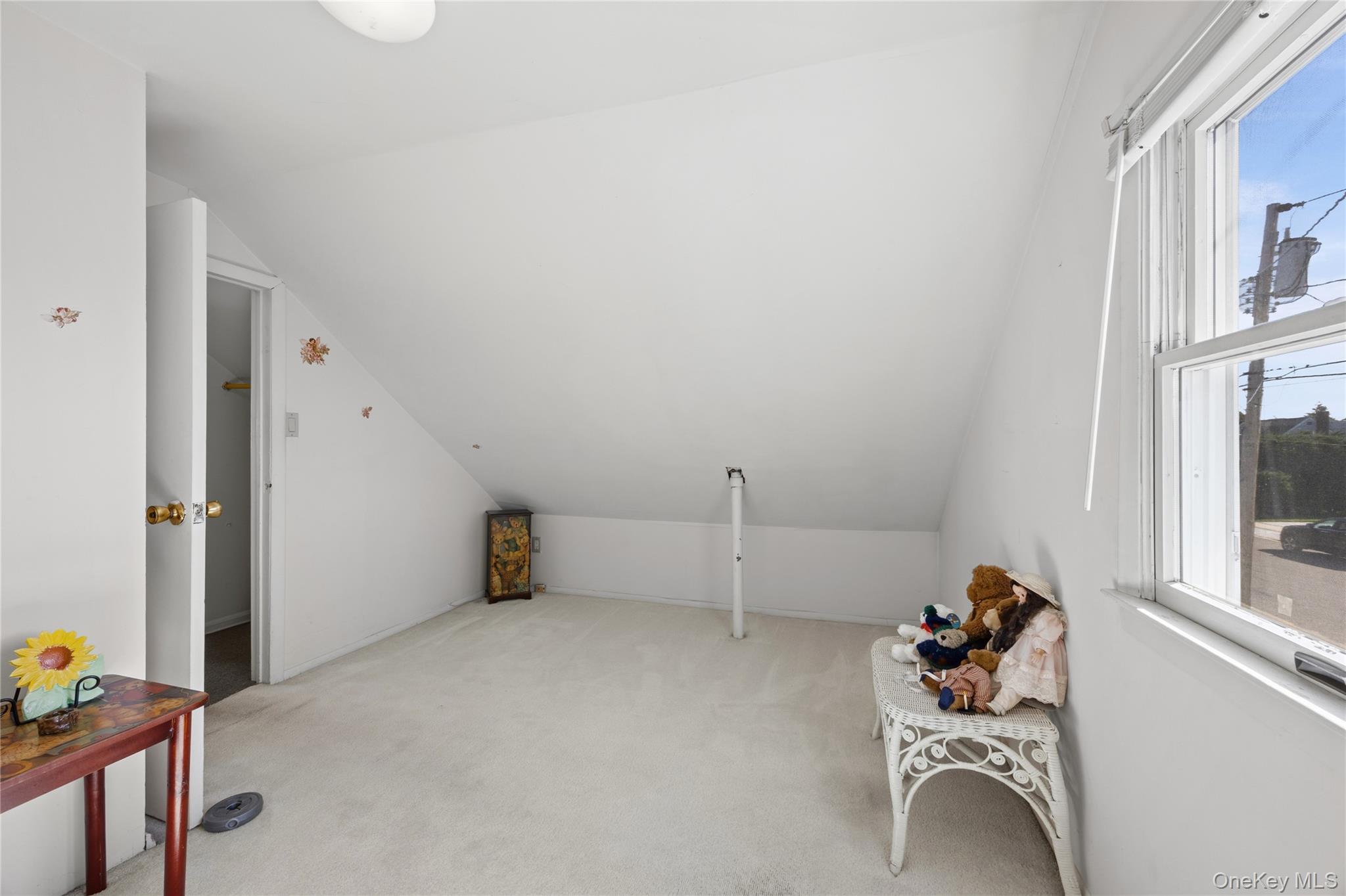 271 Forest Avenue Property Photo 29
