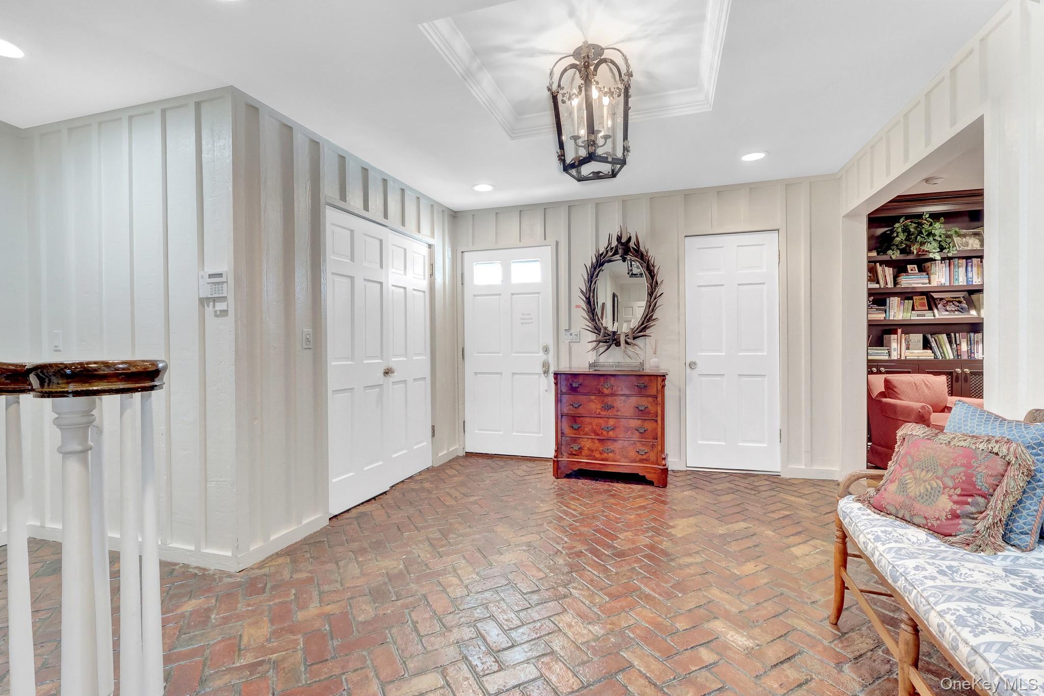 324 W Ivy Hill Road Property Photo 5