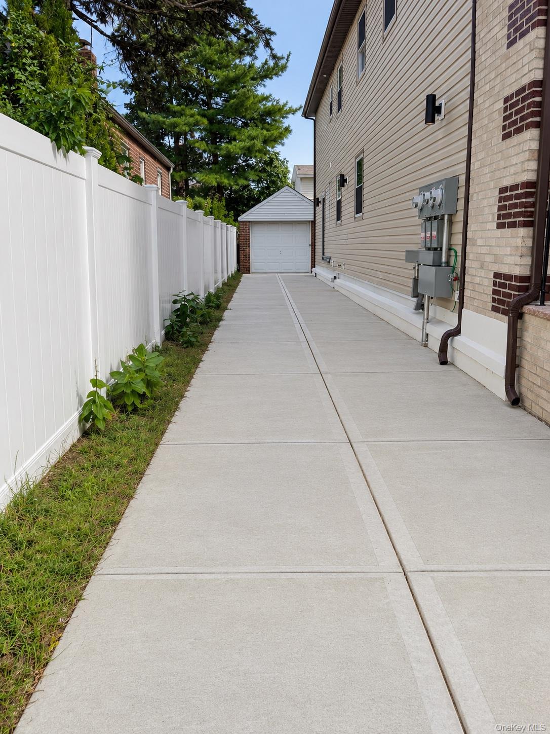 11551 208th Street Property Photo 27