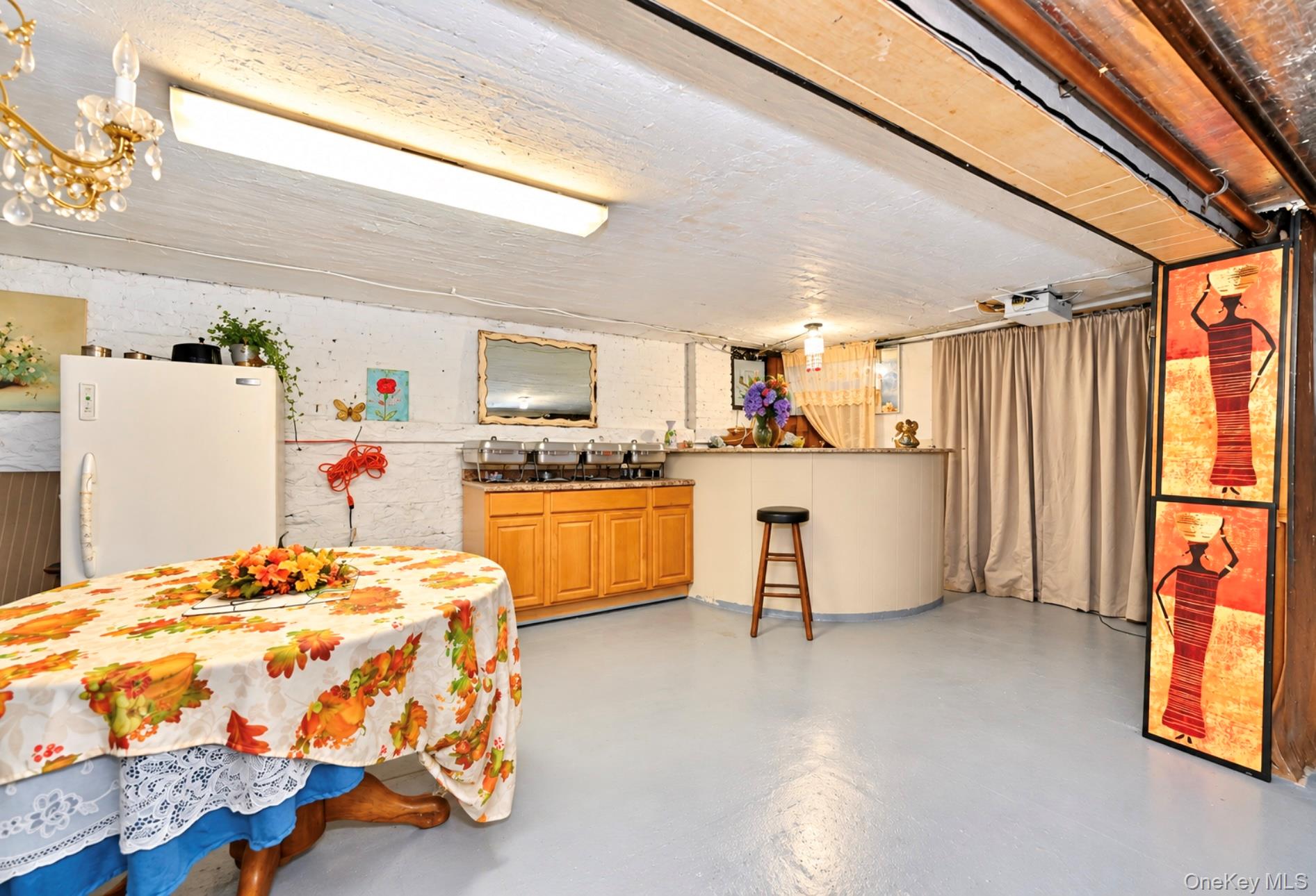 107 Moffat Street Property Photo 2